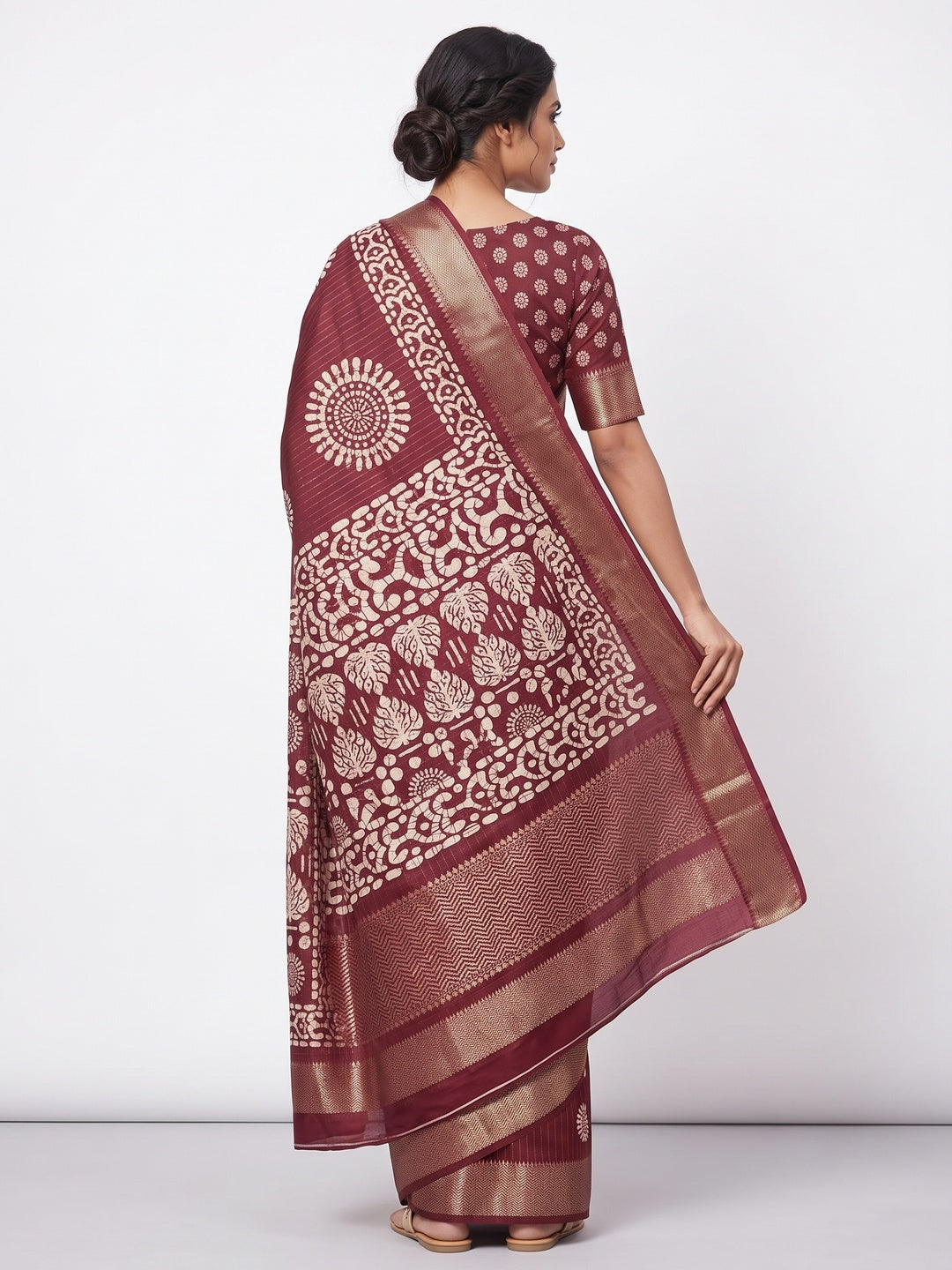 Classic Maroon Dola Silk Saree Adorned with Floral Motifs & Rich Zari Work - Image 2