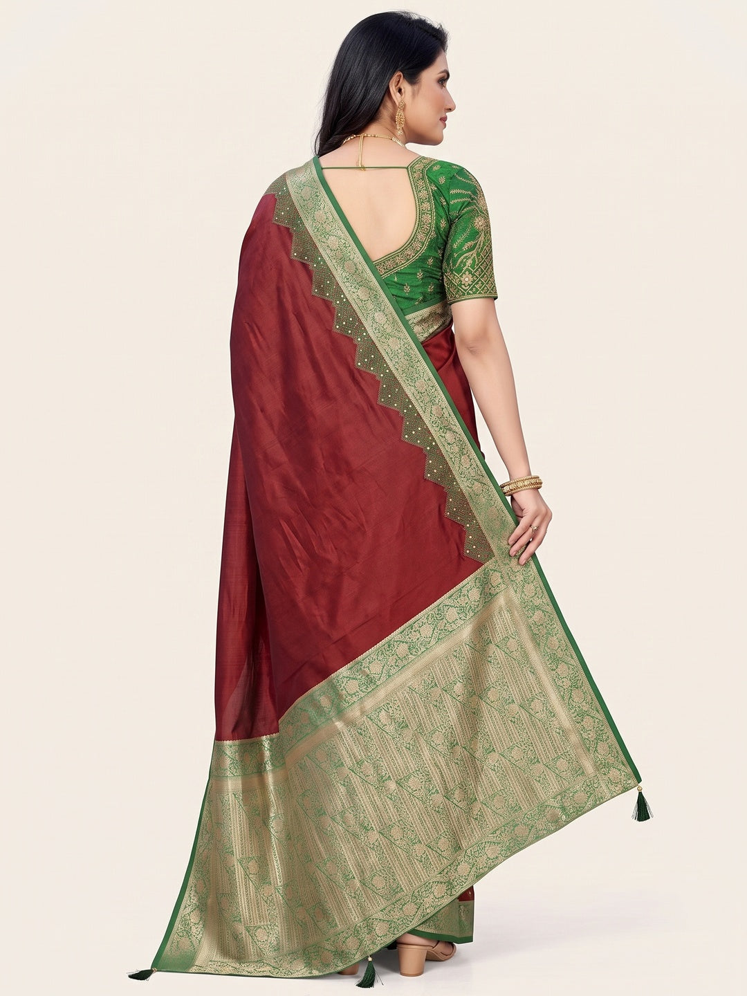 Maroon Pure Silk Saree with Intricate Woven Border and Comfortable Stitched Blouse Included - Image 3