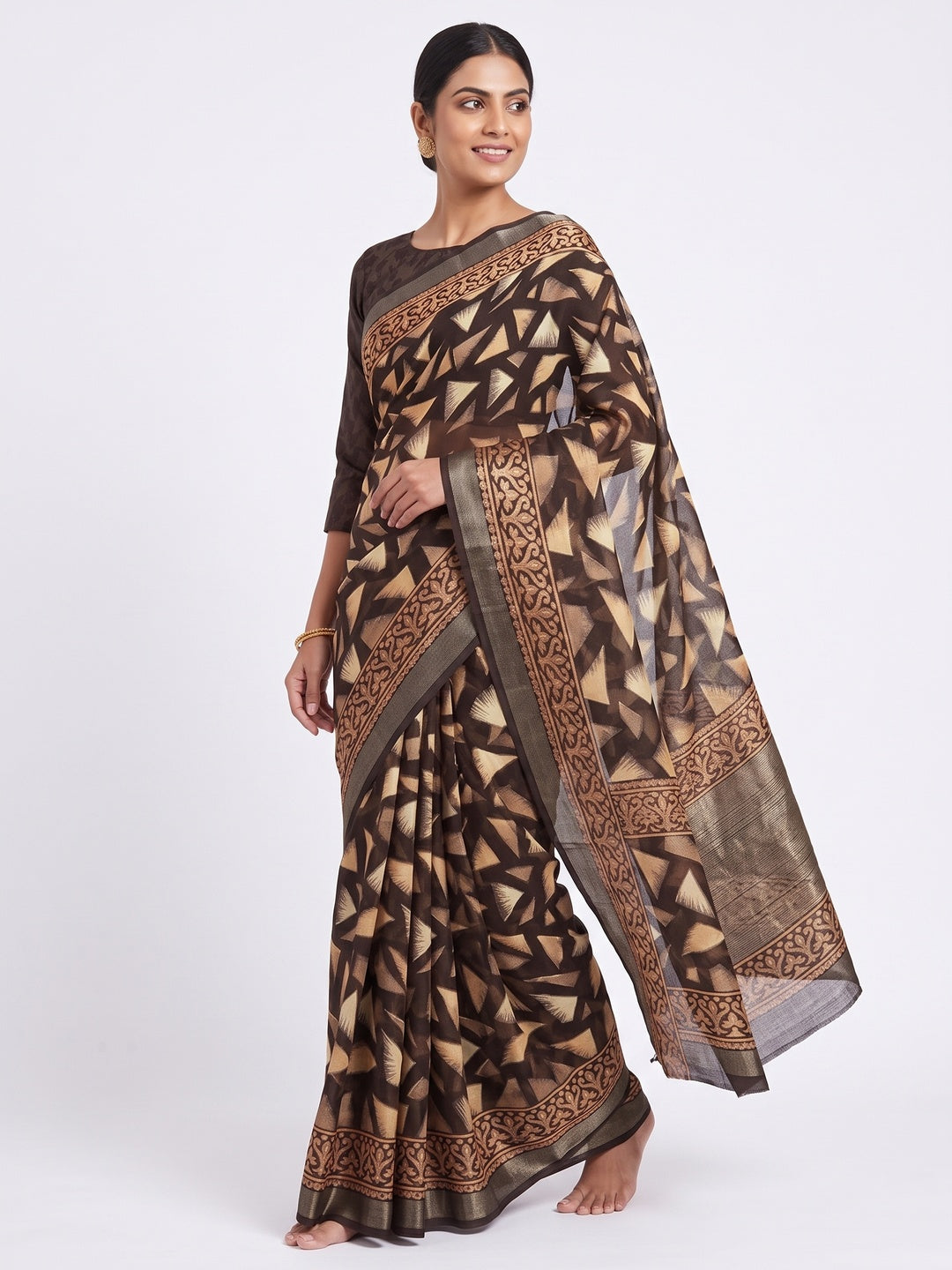 Dark Brown Saree in Brasso with Contemporary Geometric Print - Image 4