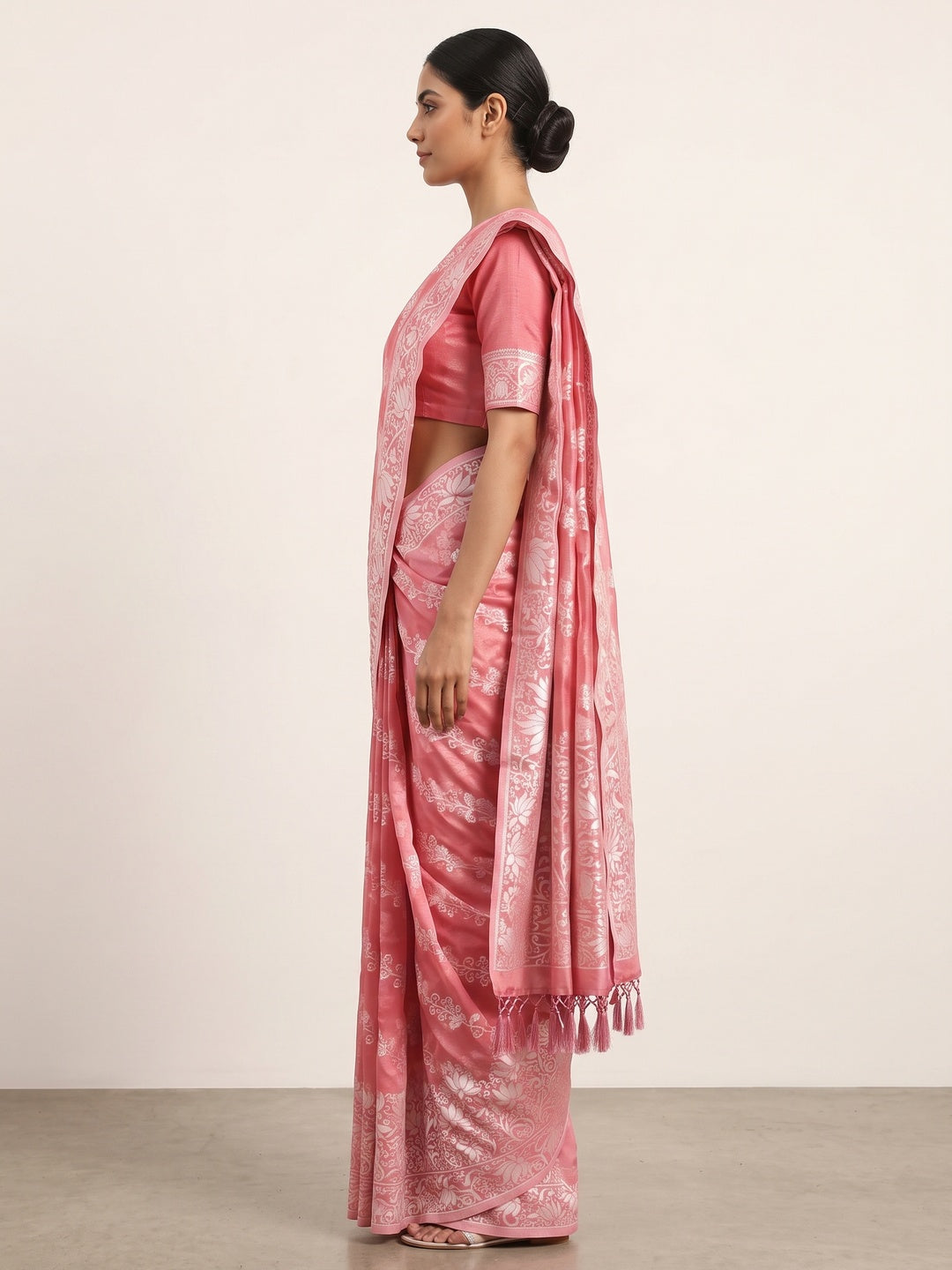 Gajari Pink Floral Woven Banarasi Silk Saree With Tassels - Image 3