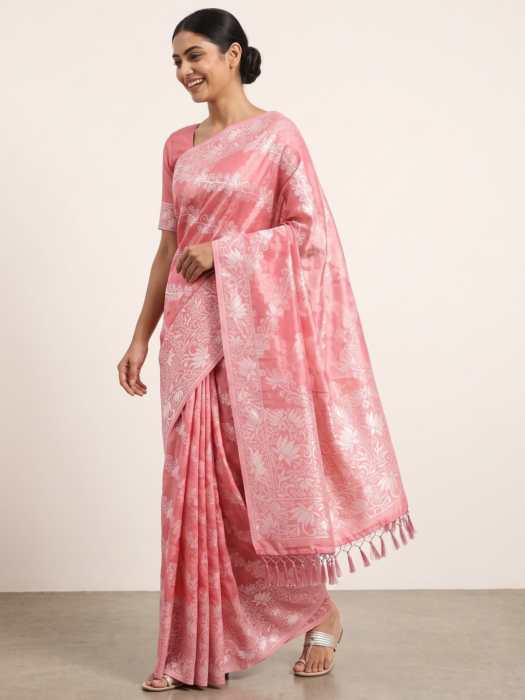 Gajari Pink Floral Woven Banarasi Silk Saree With Tassels - Image 4
