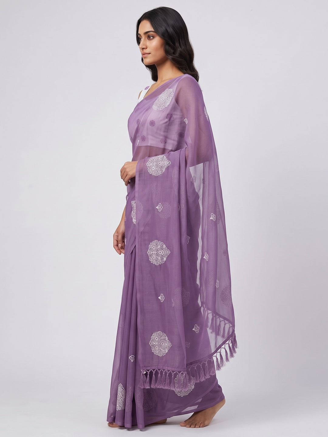 Purple Embroidered Chiffon Saree With Elegant Tassel Borders - Image 3