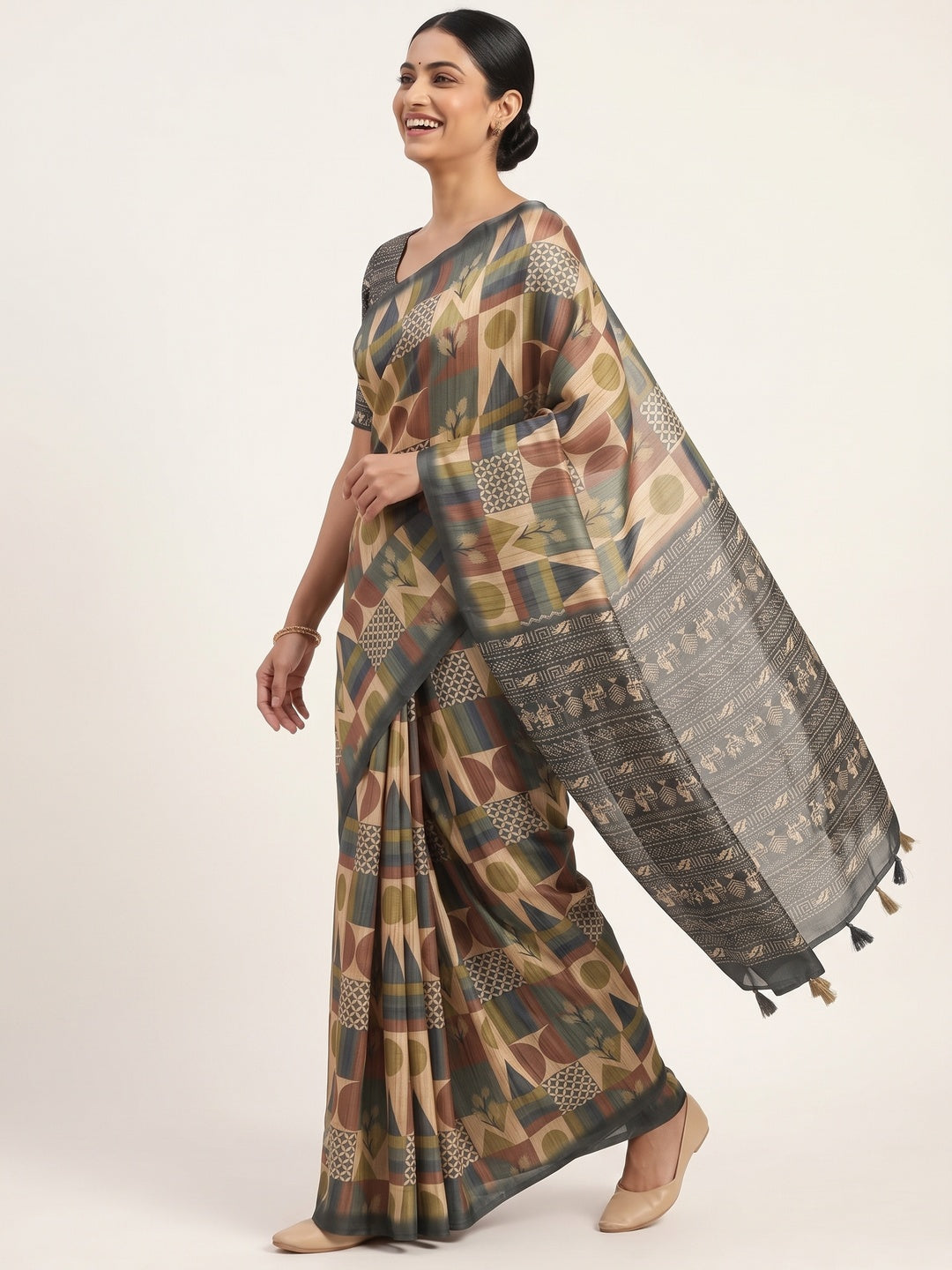 Beige Tussar Silk Blend Saree Featuring Modern Geometric Prints for a Festive Look - Image 4
