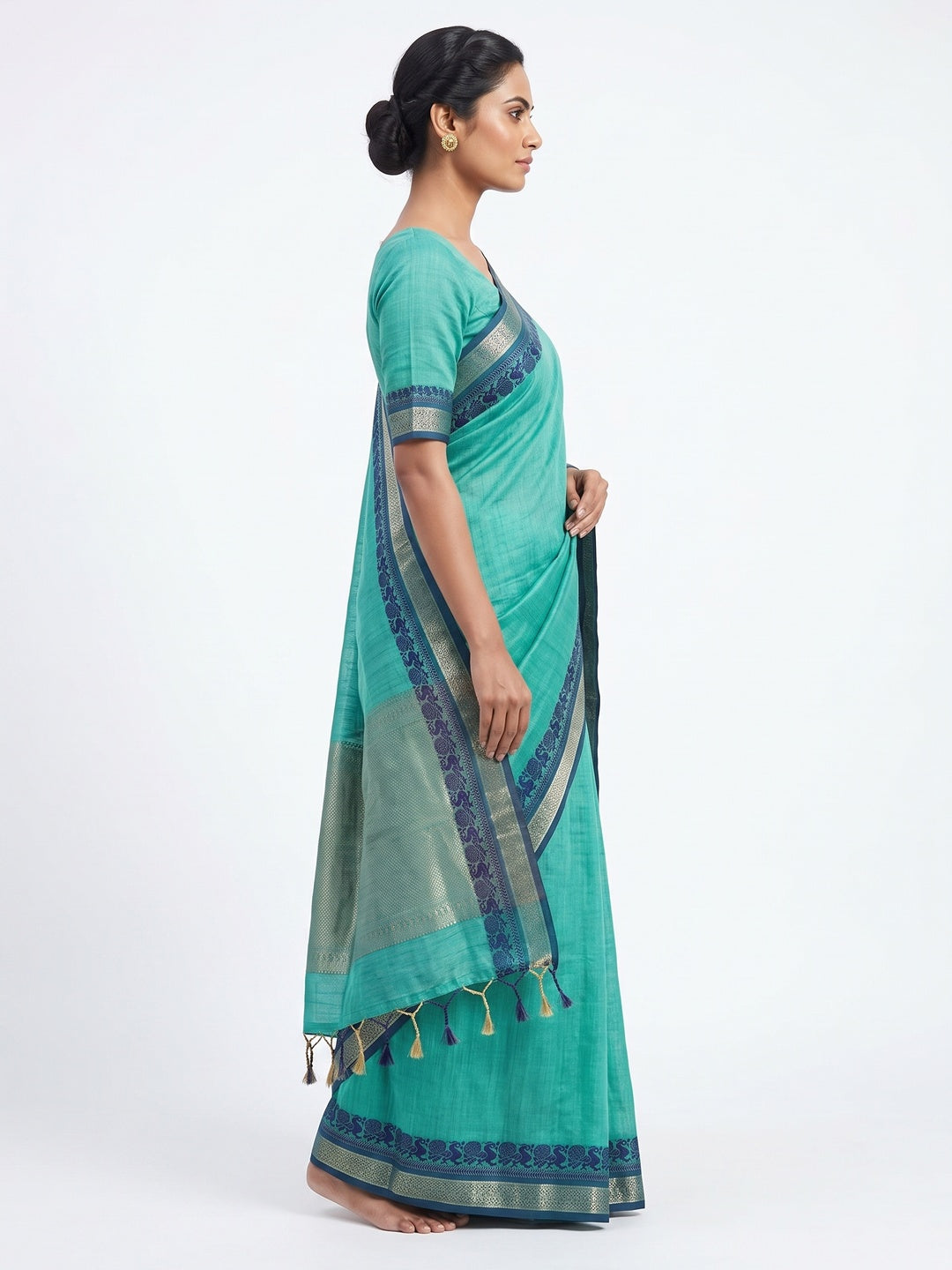 Turquoise Pure Handloom Silk Saree with an Elegantly Woven Jacquard Border - Image 3