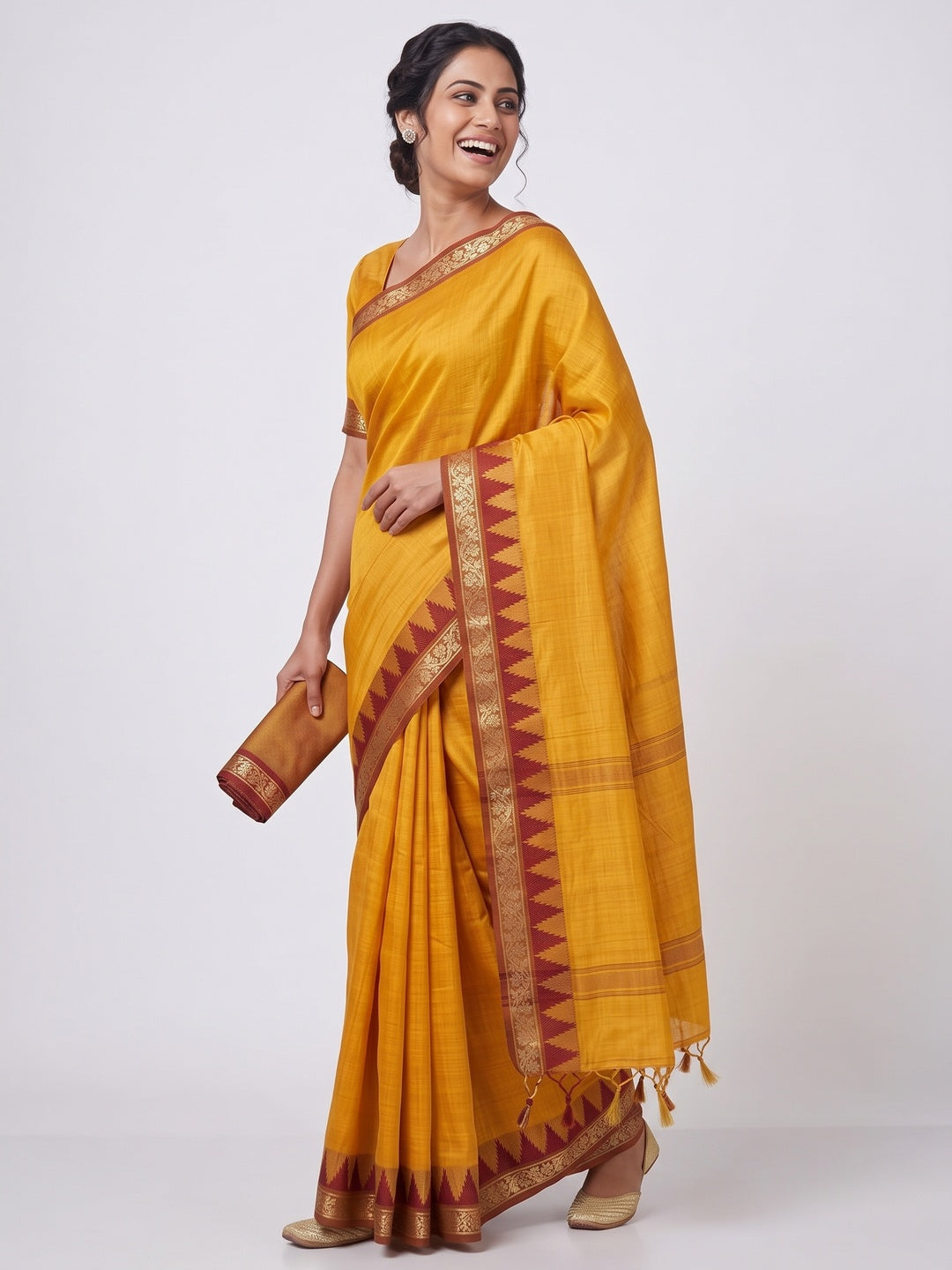 Yellow Pure Silk Handloom Saree with Intricate Jacquard Weave - Image 4