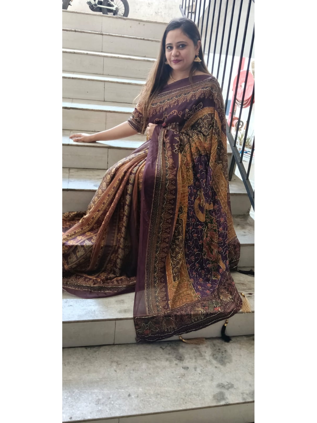 Peachmode Purple Rashmika Rangoli Silk Saree With Bead Work - Image 4
