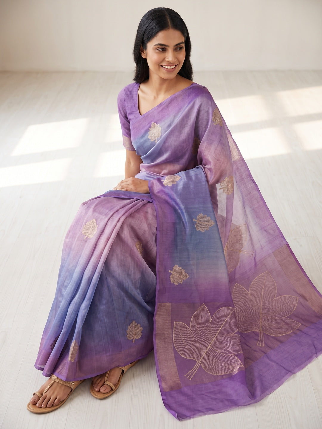 Purple Silk Blend Saree With Intricate Zari Leaf Motifs - Image 4