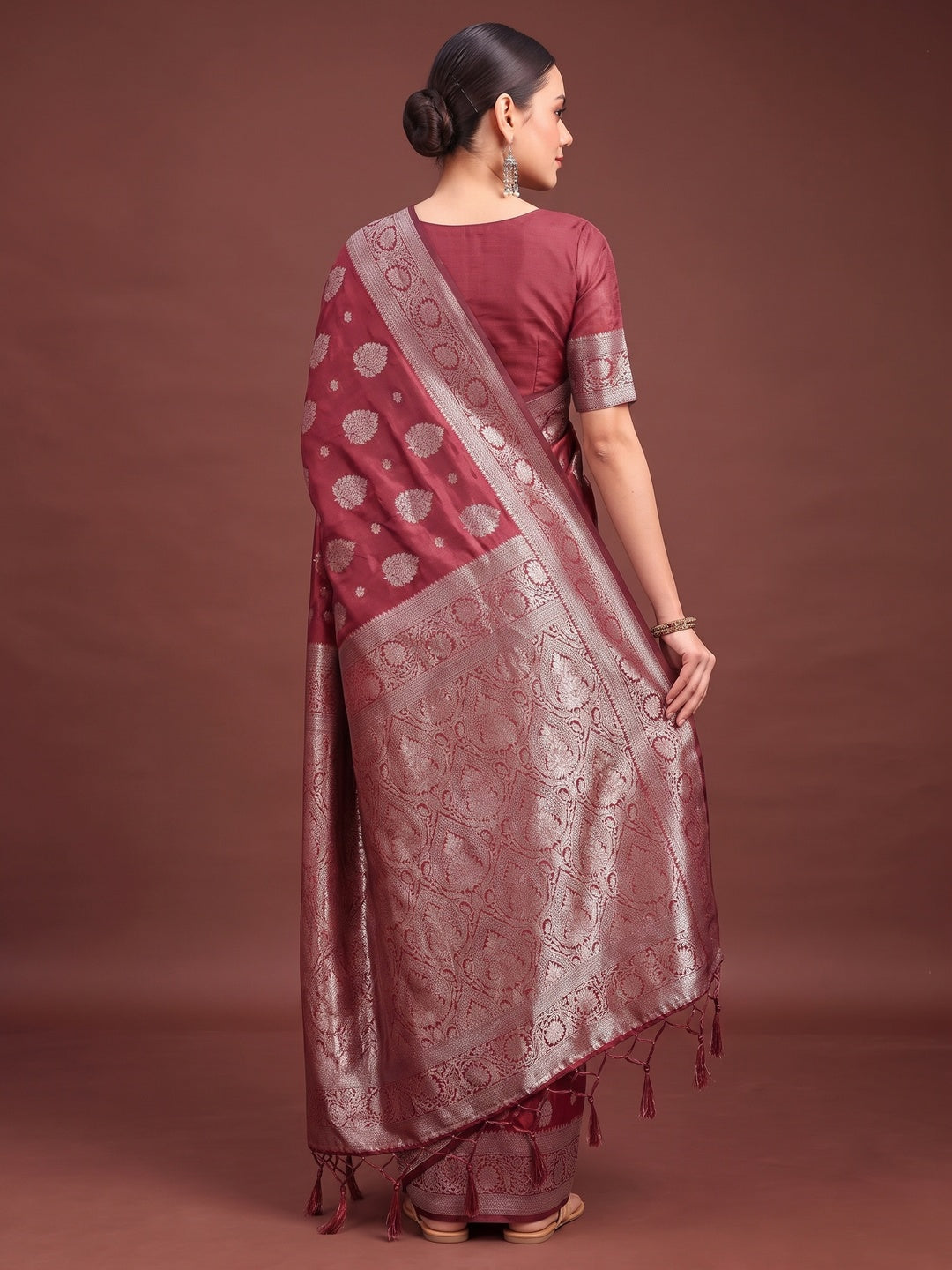Maroon Banarasi Silk Saree with Intricate Silver Zari Weaving for Festive Elegance - Image 2