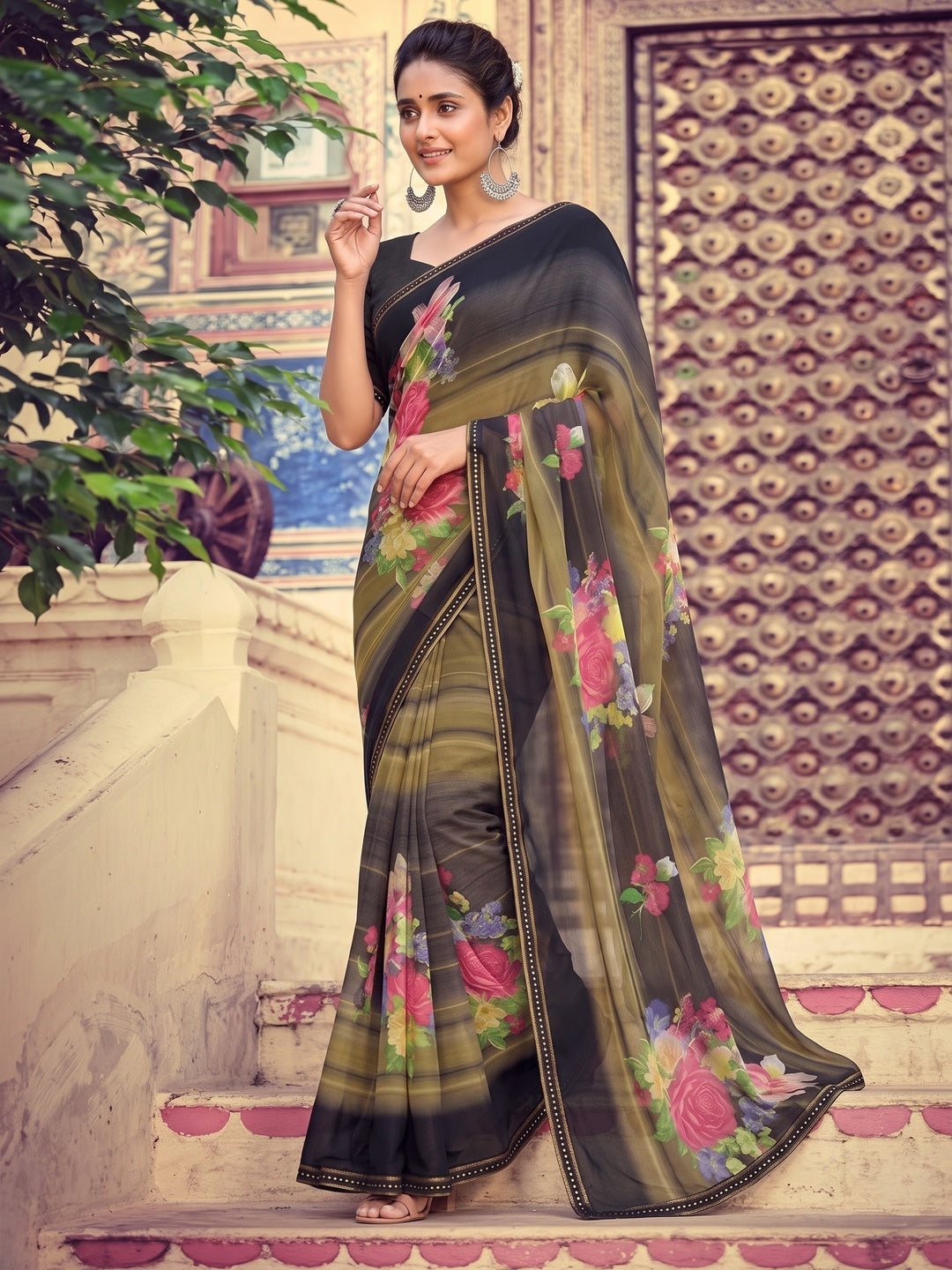 Black-Green Casual Wear Floral Printed Chiffon Saree With Fancy Blouse - Image 4