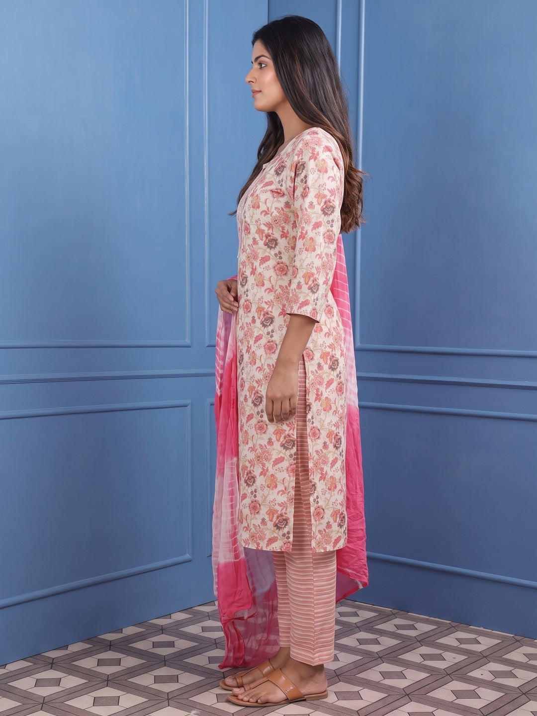 White Peach Floral Foil Printed Rayon Suit - Image 3