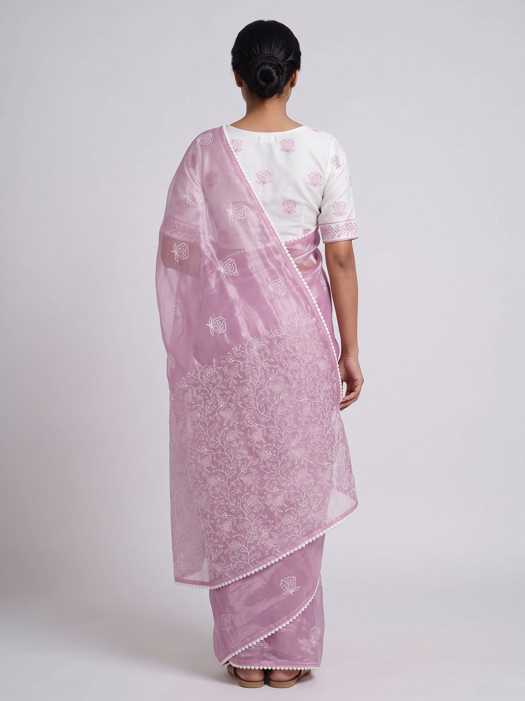 Pink Floral Embroidered Net Saree - Image 3