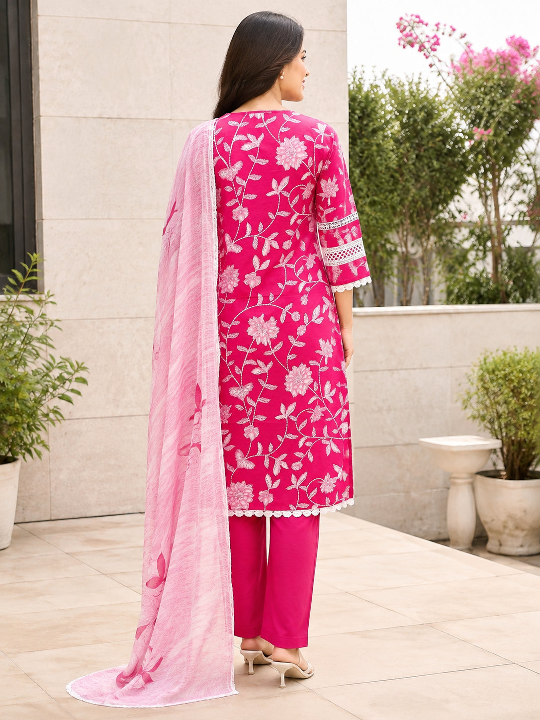 Peachmode Pink Pure Cotton Floral Printed Salwar Suit - Image 4