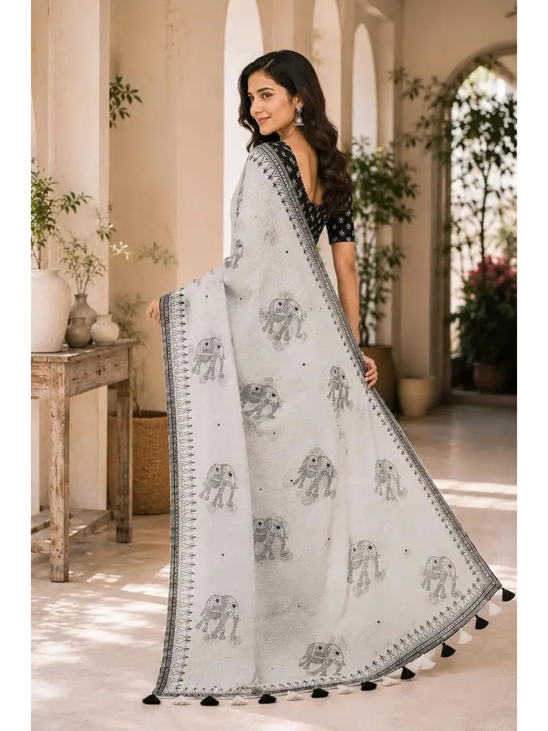 Peachmode Offwhite Elephant Printed Linen Blend Saree - Image 4