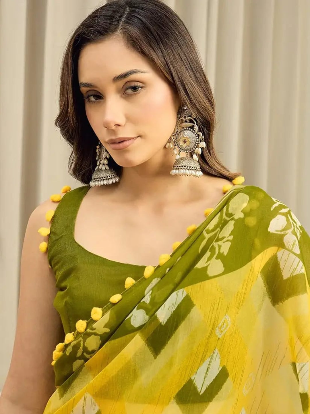 Peachmode Yellow Geometric Printed Linen Saree - Image 4