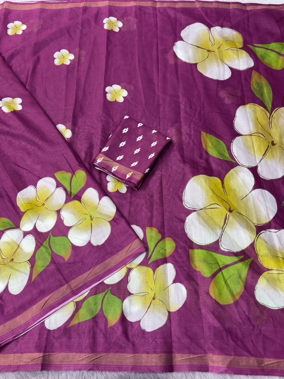 Wine Floral Printed Mul Cotton Saree with Printed Blouse - Image 3