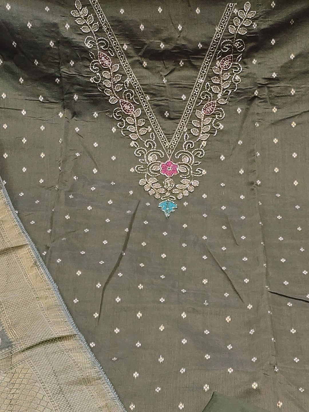 Peachmode Green Butti Handwork Chanderi Silk Dress Material - Image 4