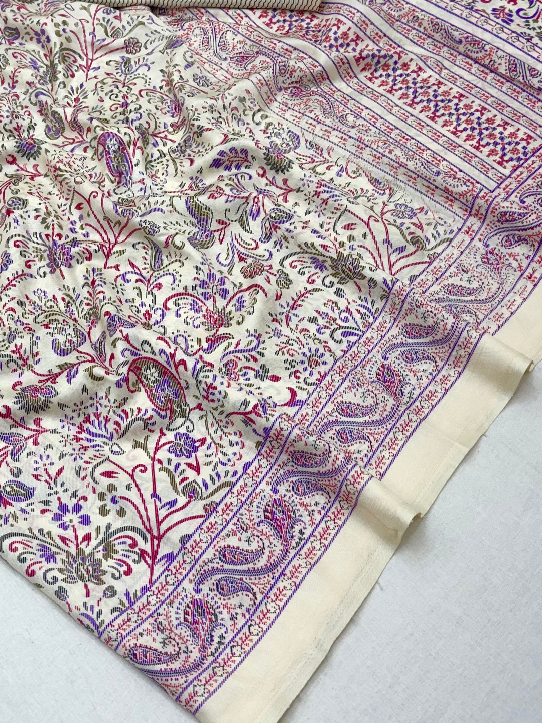 Peachmode Cream Purple Art Silk Printed Saree - Image 4