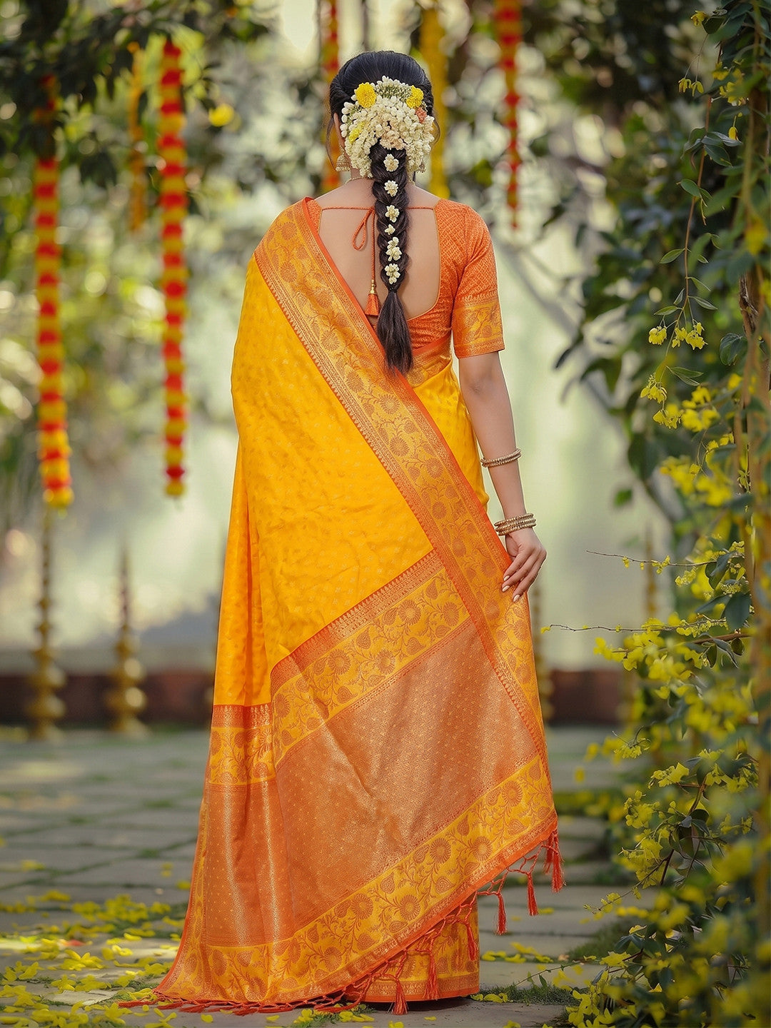 Peachmode Yellow Silk Blend Woven Saree - Image 2