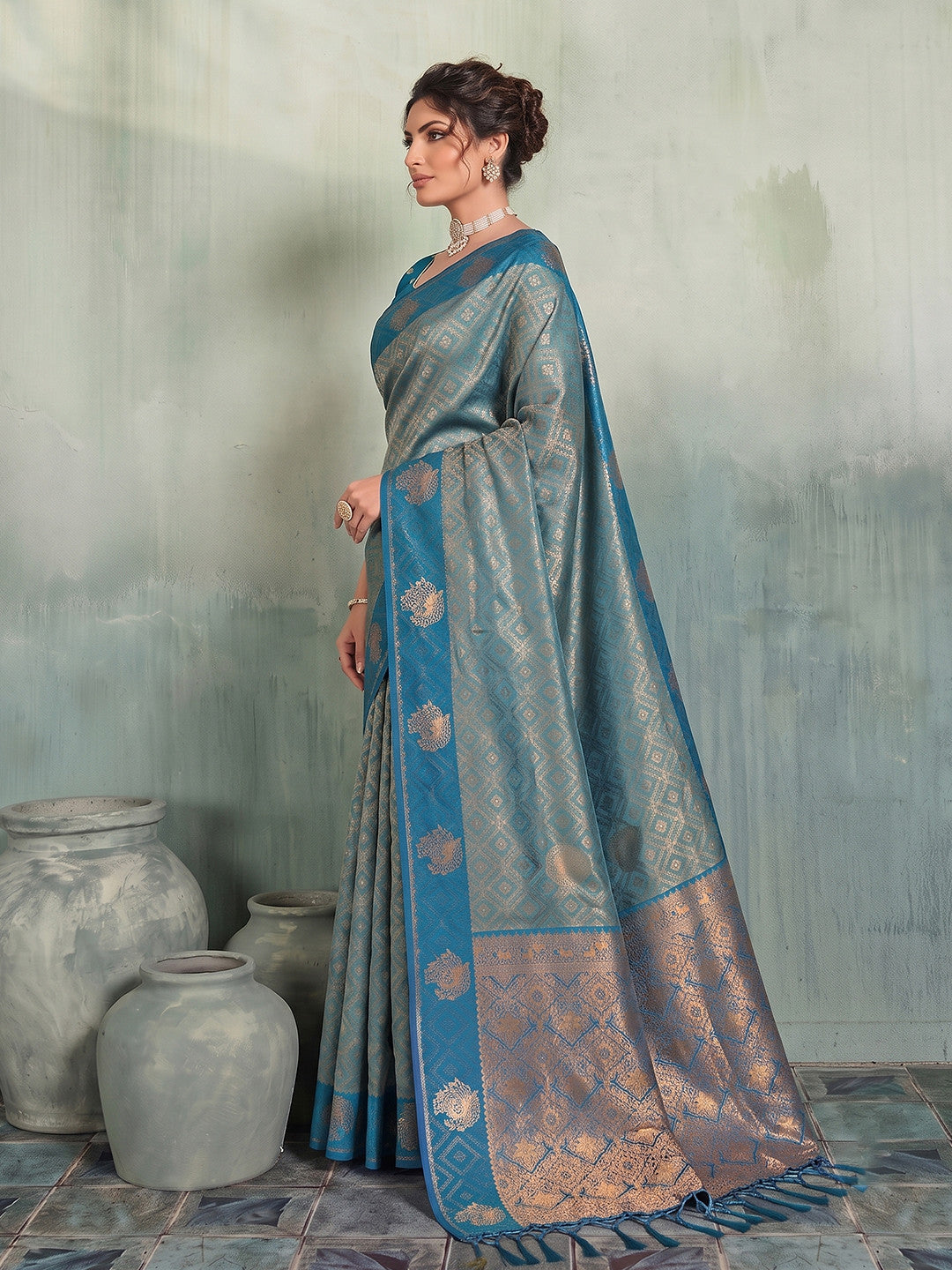 Peachmode Light Blue Silk Blend Woven Saree - Image 2