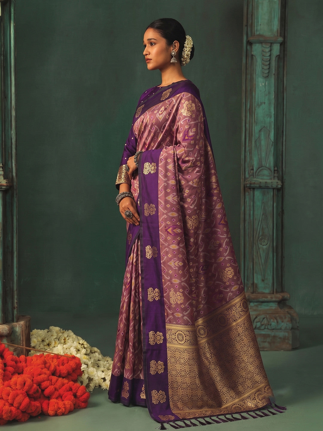 Peachmode Purple Silk Blend Woven Saree - Image 2