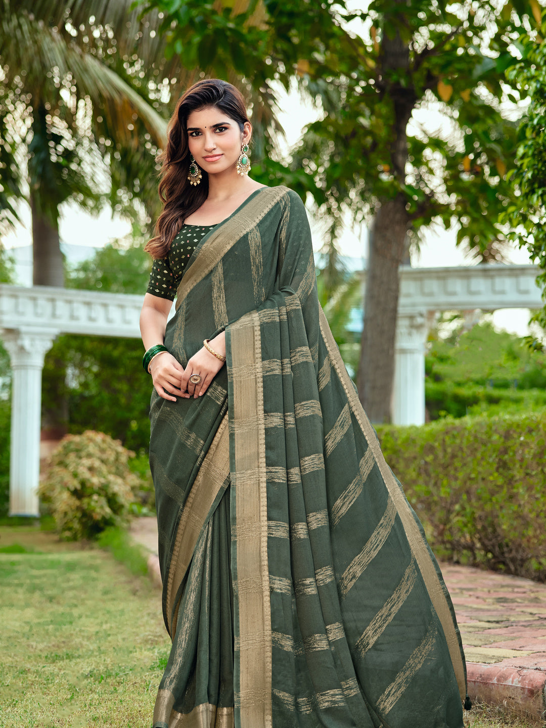 Peachmode Grey Bemberg Woven Border Saree - Image 4