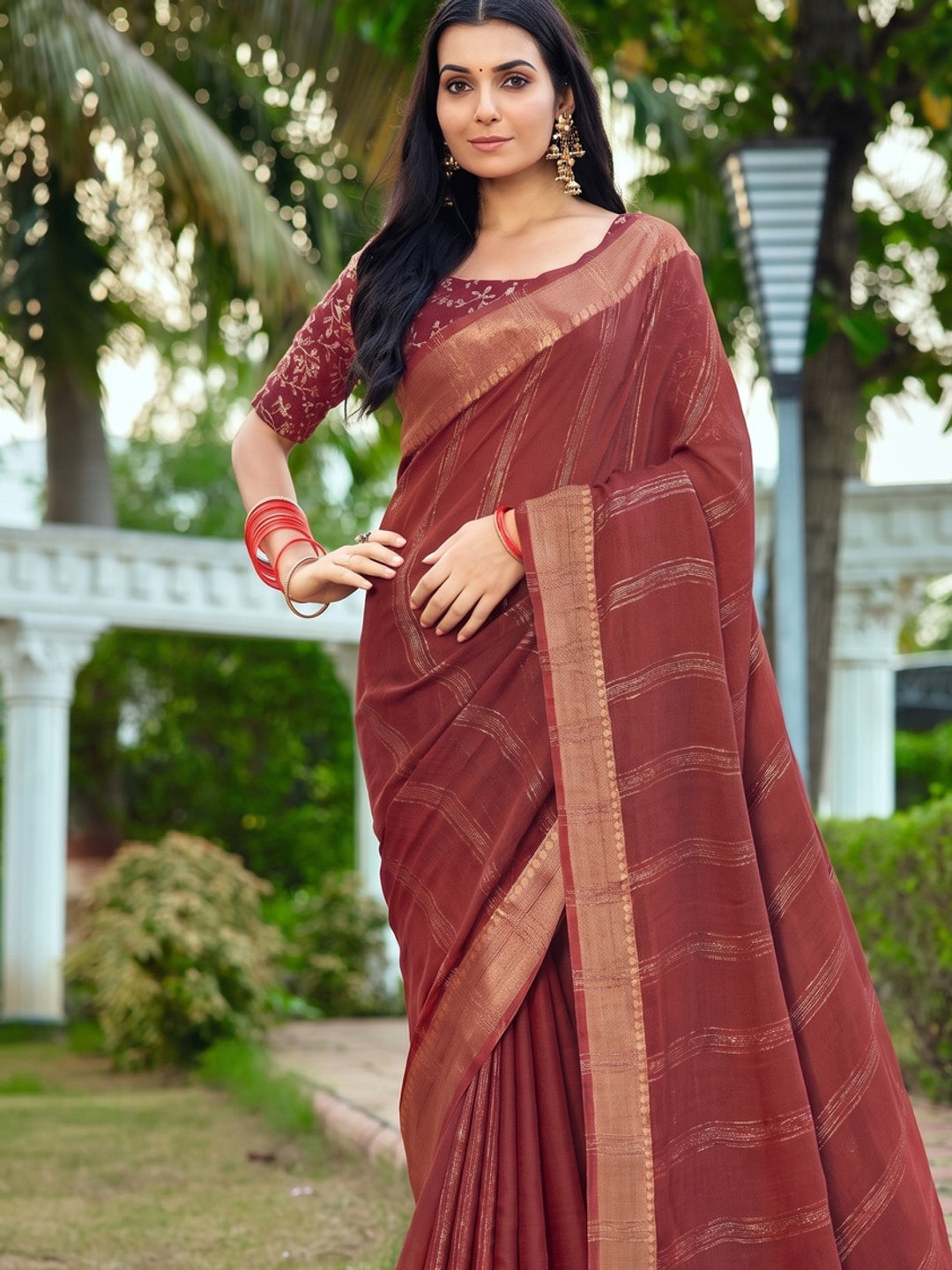 Peachmode Maroon Bemberg Woven Border Saree - Image 2