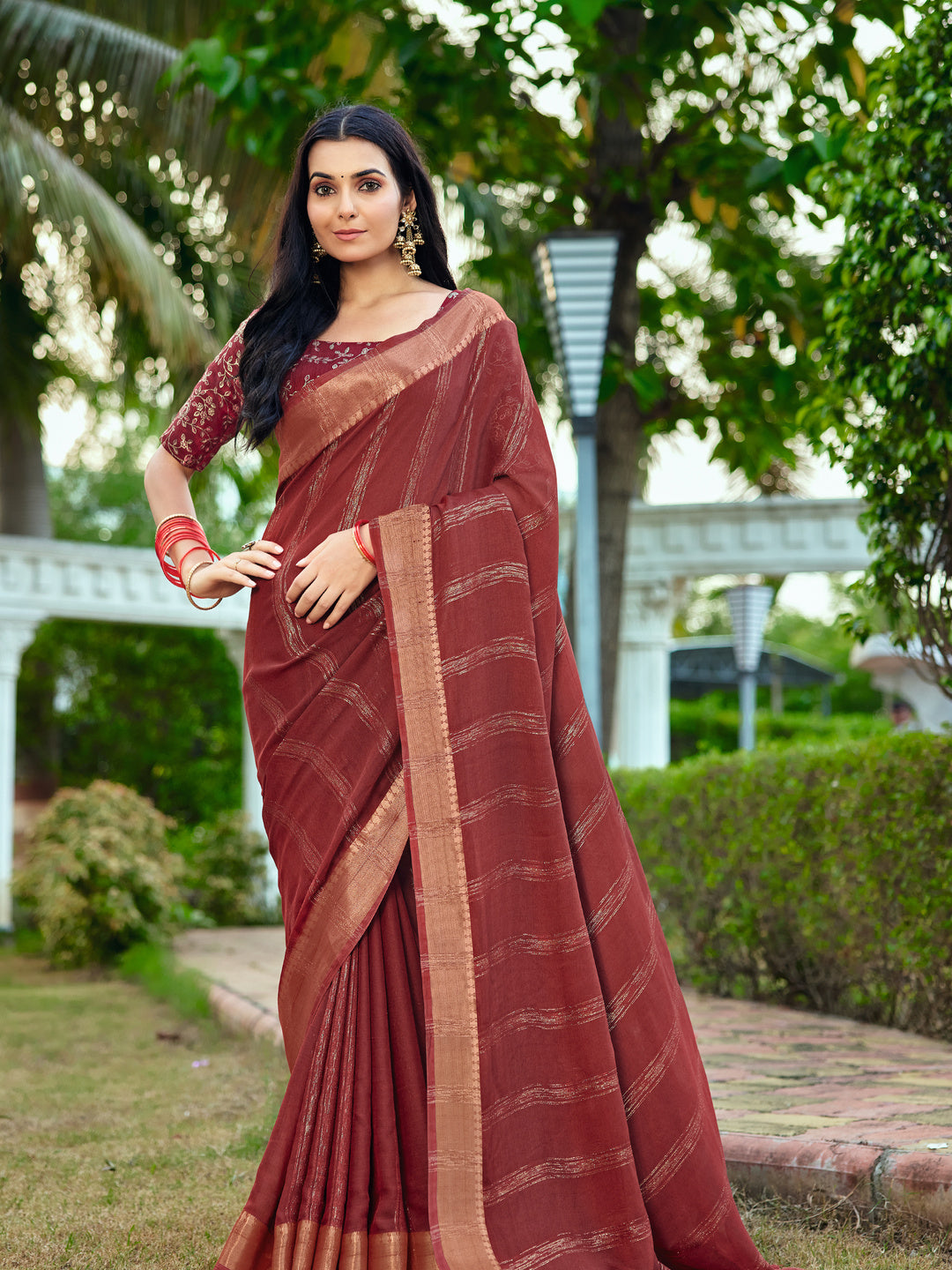 Peachmode Maroon Bemberg Woven Border Saree - Image 4