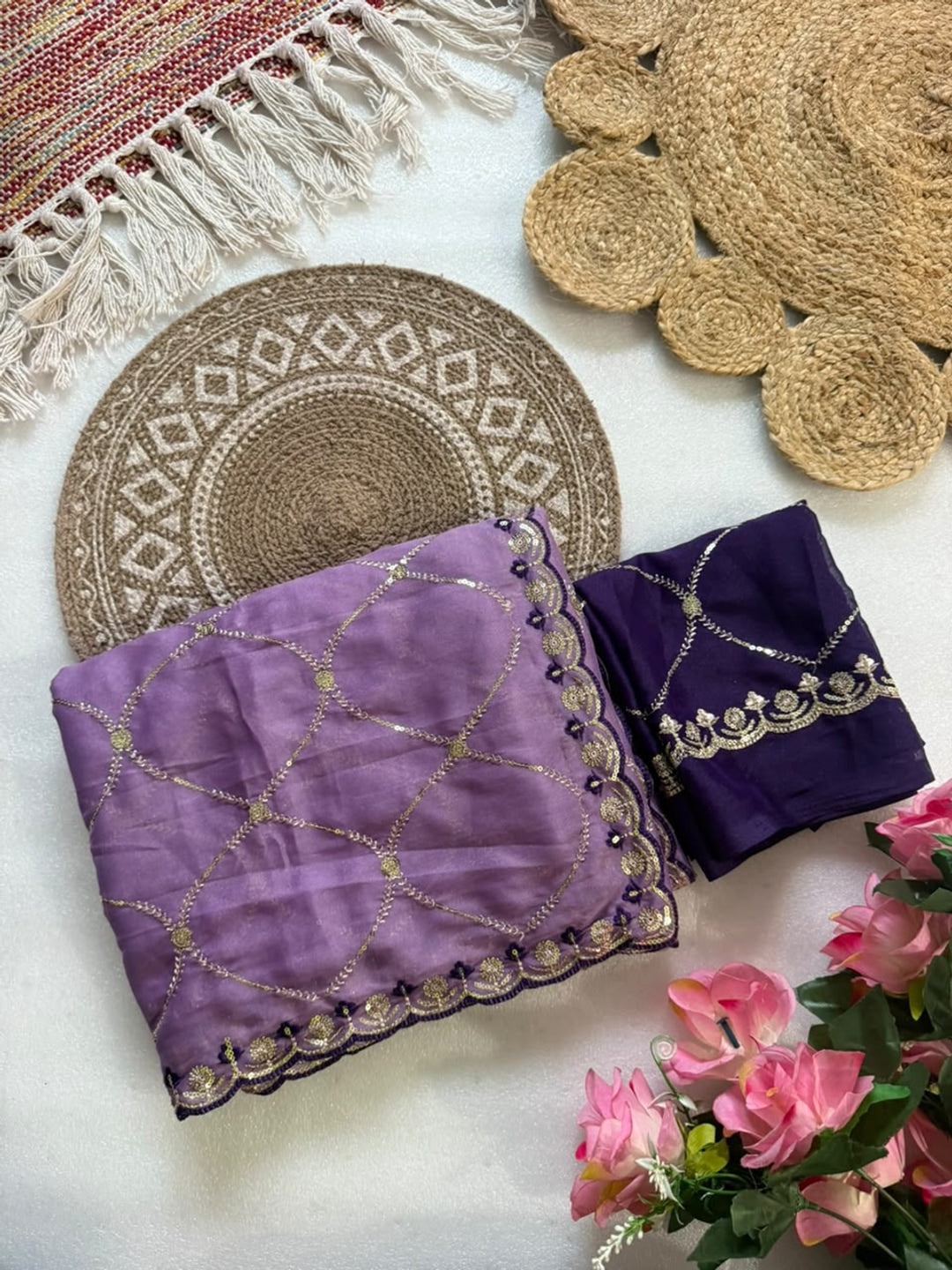 Peachmode Lavender Embroidered Sequins Star Georgette Saree - Image 5