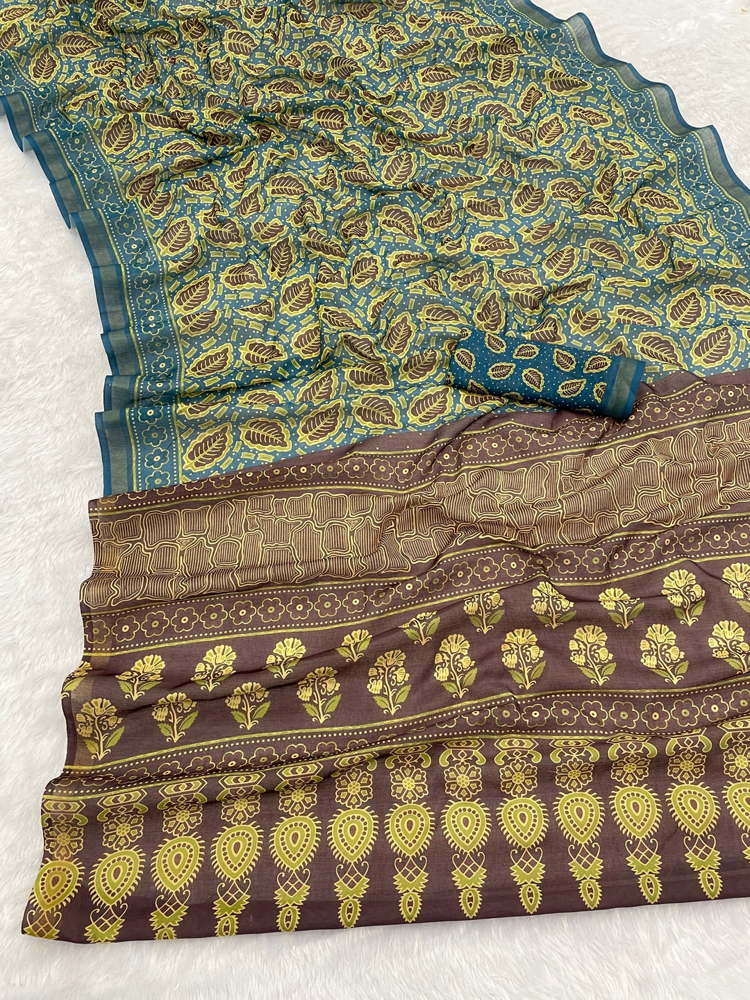 Peachmode Turquoise Ajrak Printed Mul Cotton Saree - Image 4