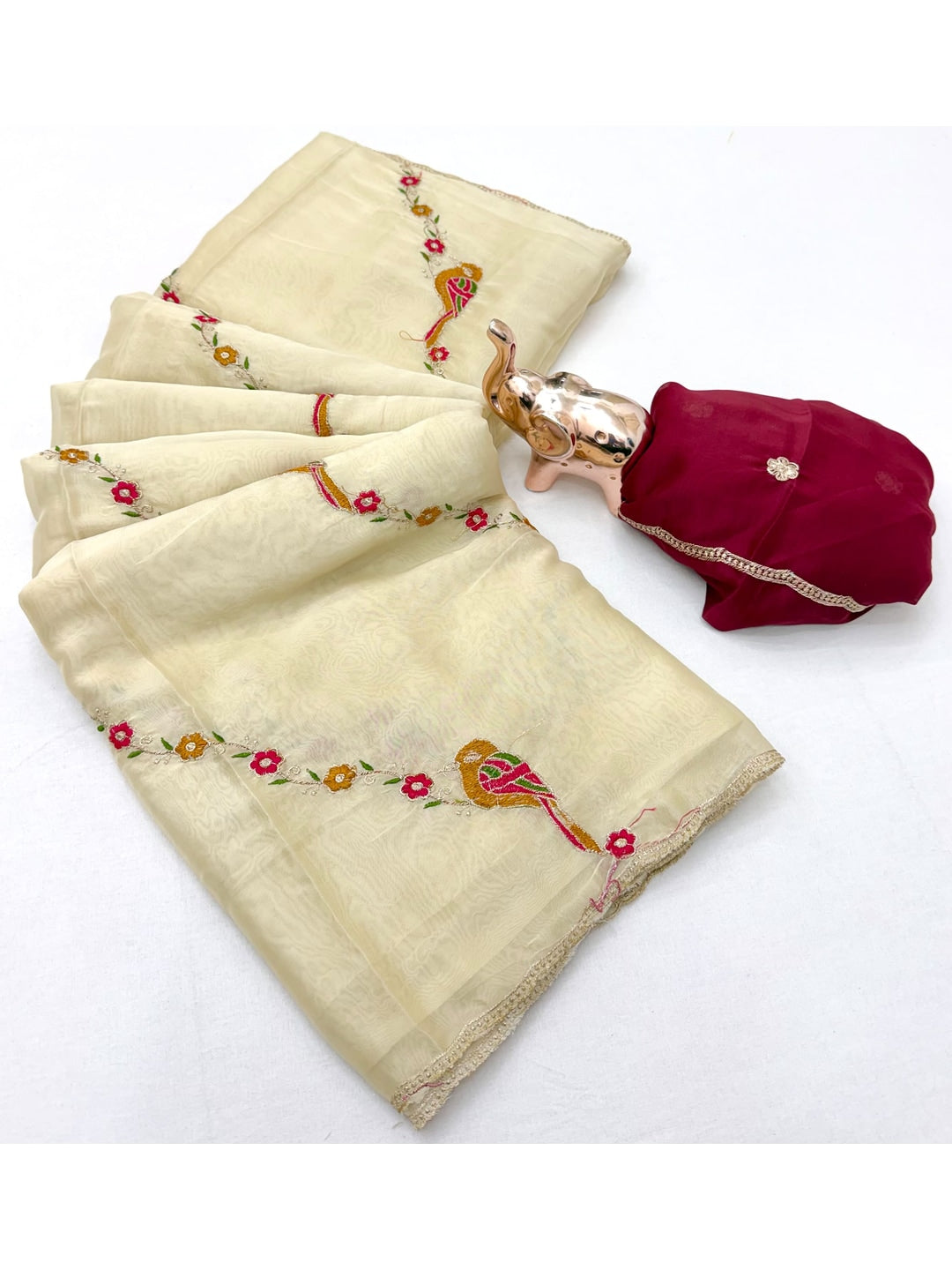 Peachmode Cream Bird Floral Embroidered Viscose Rangoli Saree - Image 4