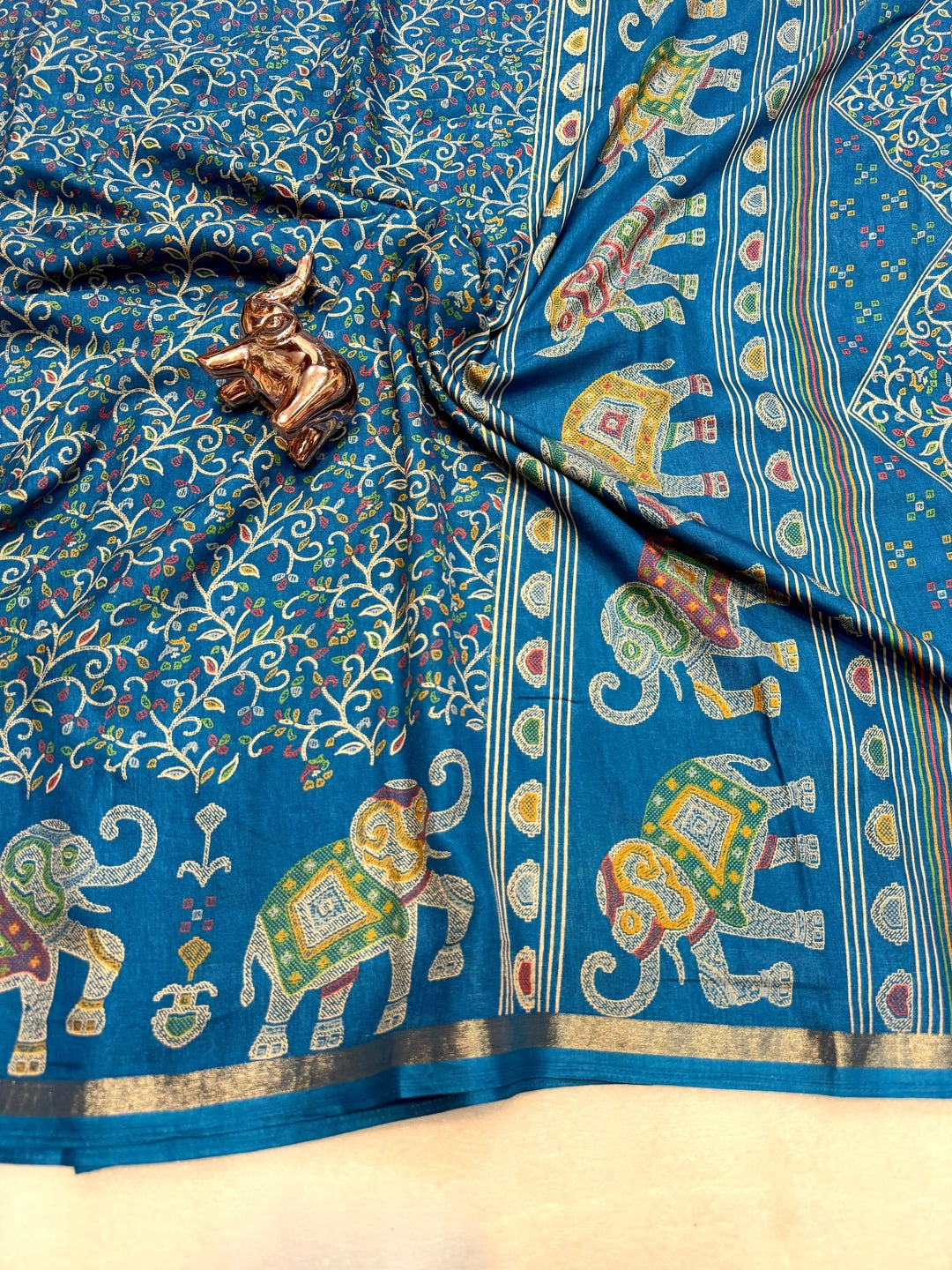 Peachmode Turquoise Elephant Motif Digital Printed Tussar Silk Saree - Image 3