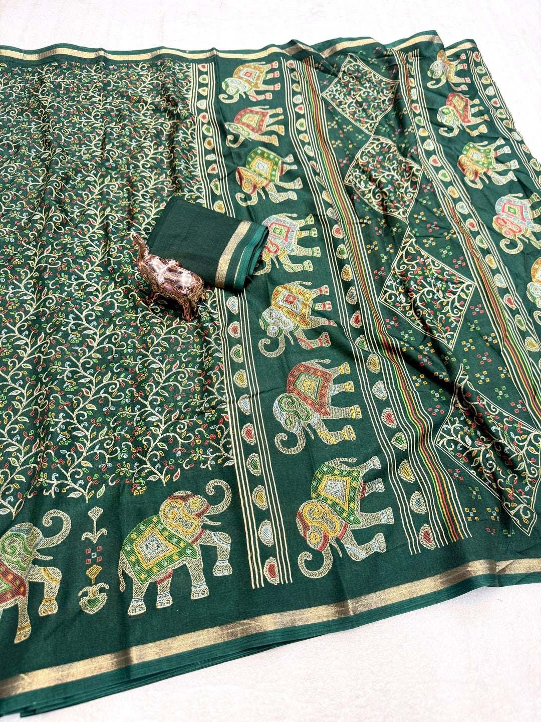 Peachmode Dark Green Elephant Motif Digital Printed Tussar Silk Saree - Image 4