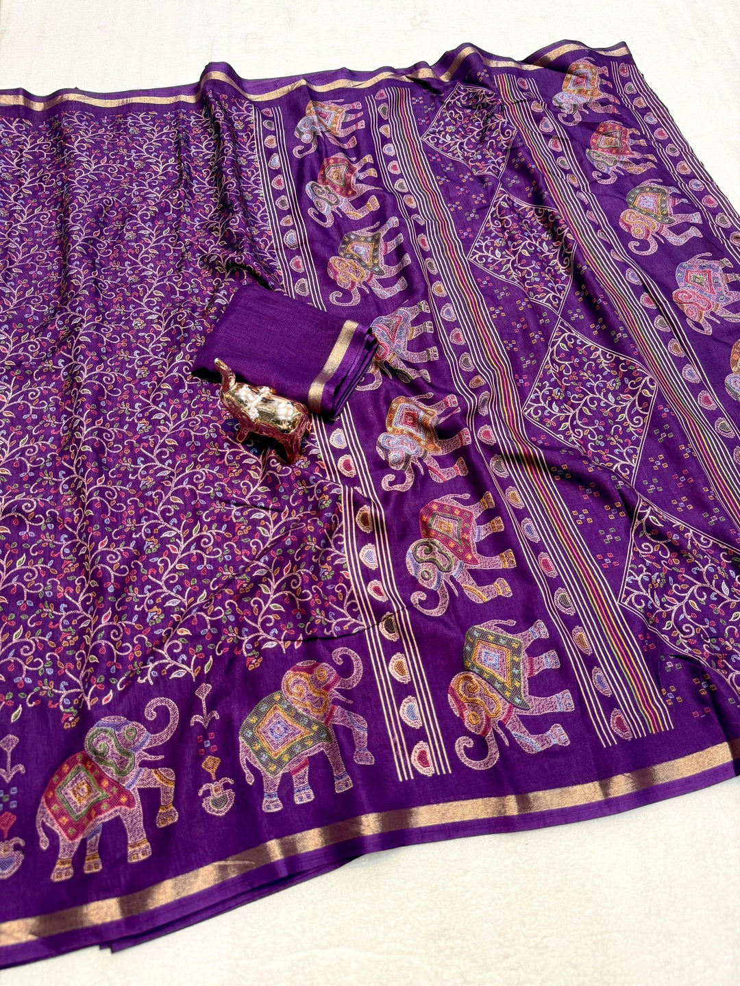 Peachmode Purple Elephant Motif Digital Printed Tussar Silk Saree - Image 3