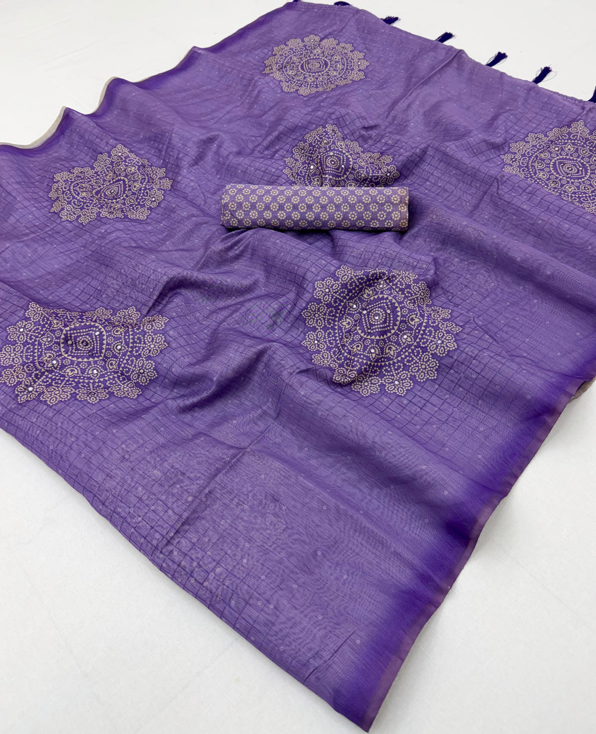 Peachmode Purple Bandhani Mirror Work Linen Saree - Image 2