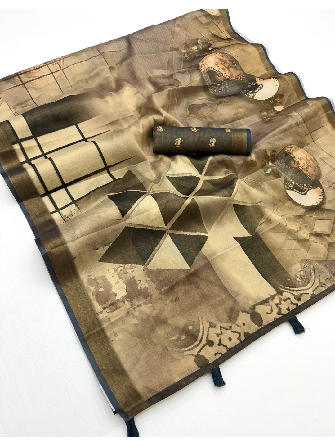 Peachmode Beige Rashna Digital Printed Erode Silk Saree - Image 3