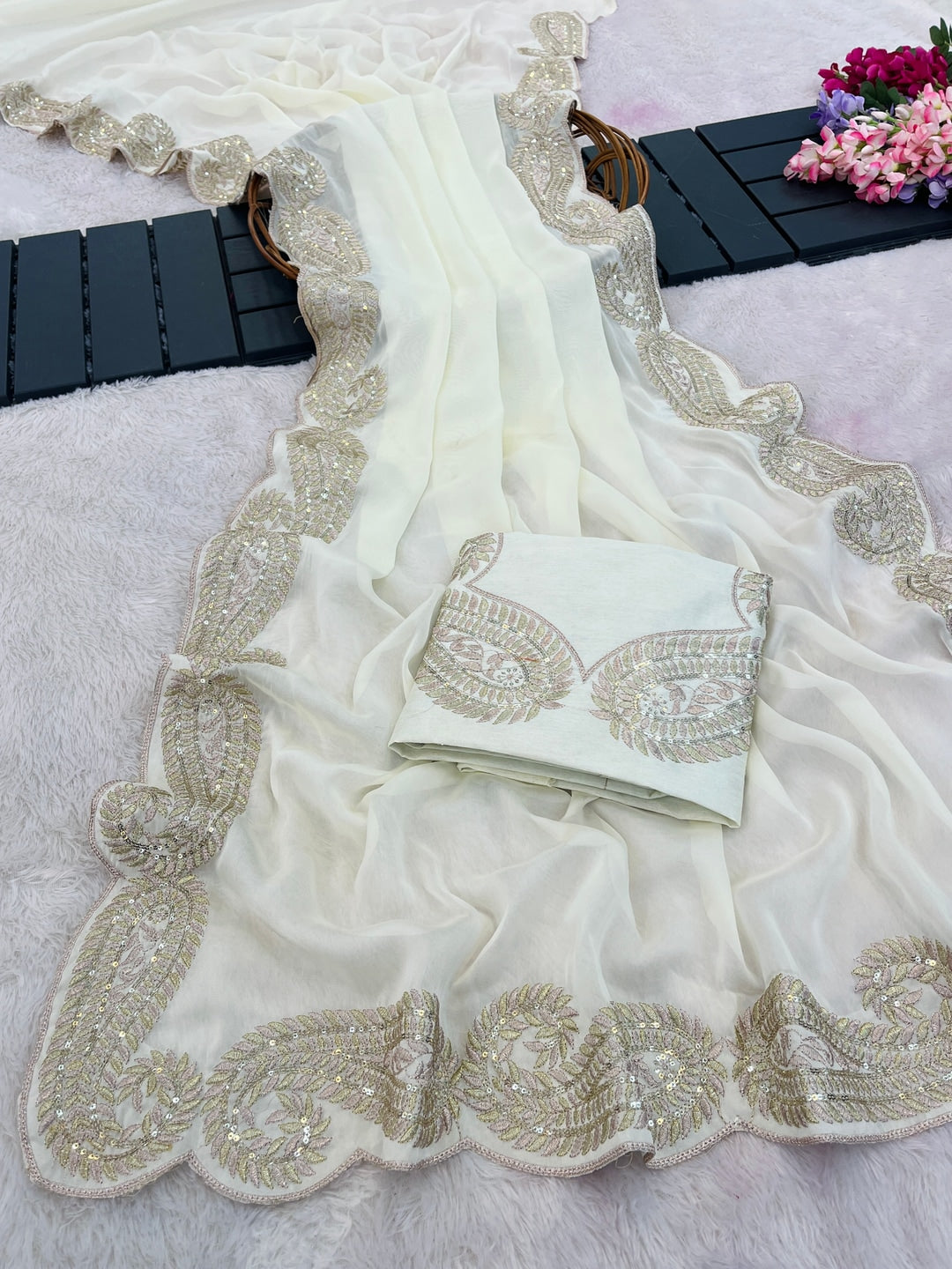 Peachmode Off White Embroidered Rangoli Silk Saree - Image 3