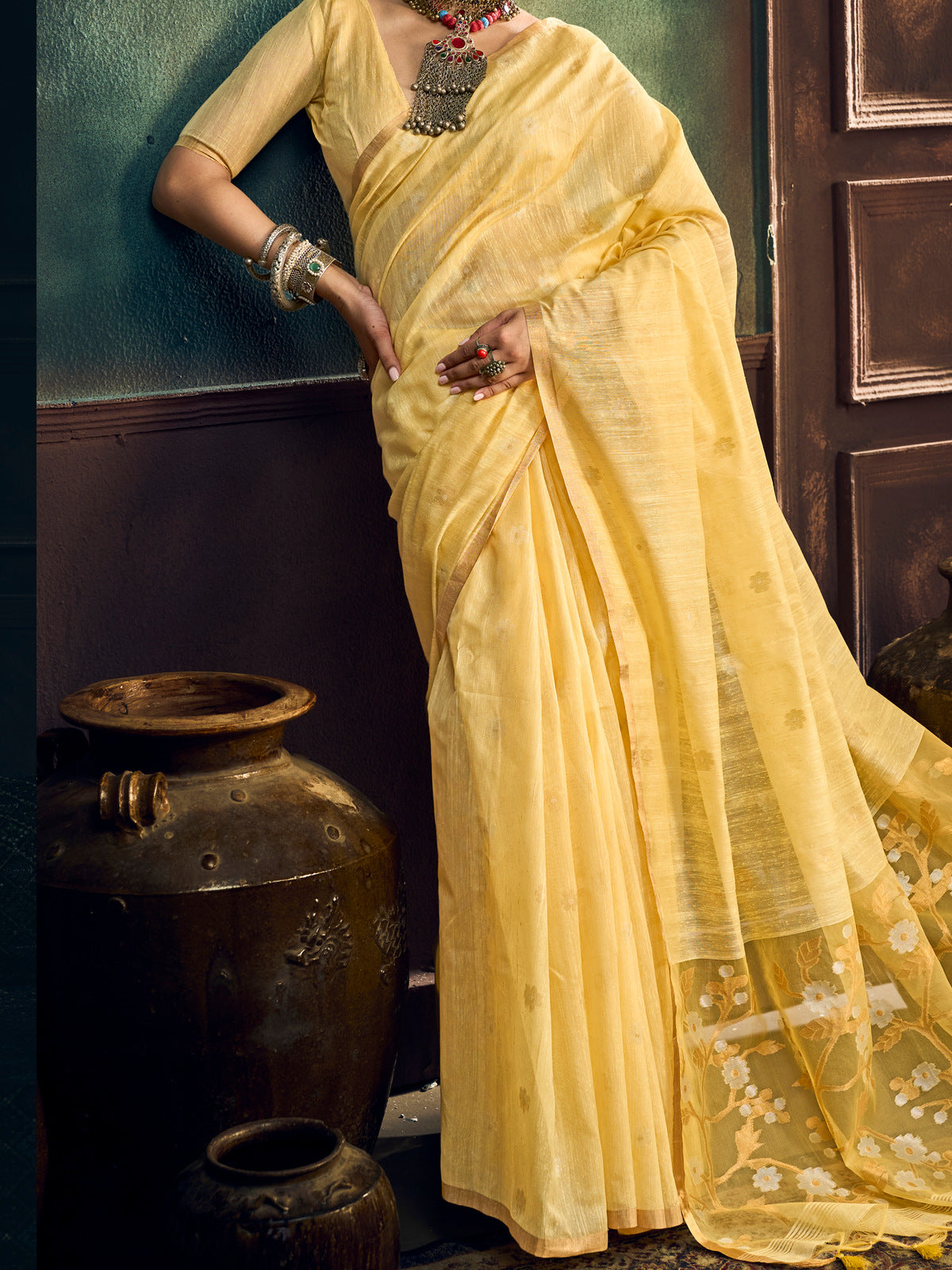 Peachmode Yellow Munga Cotton Handloom Woven Saree - Image 5