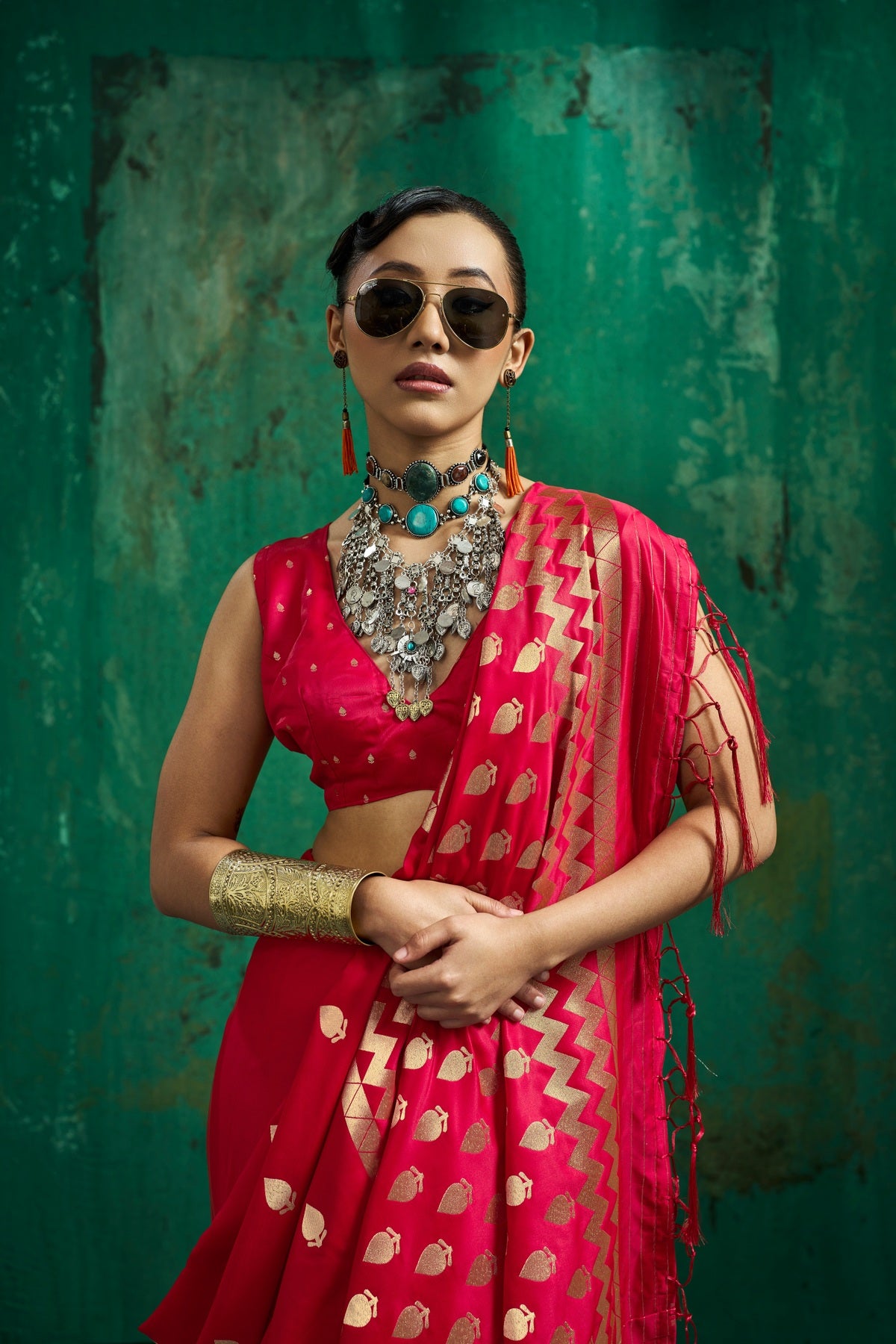Peachmode Red Satin Handloom Woven Saree - Image 5