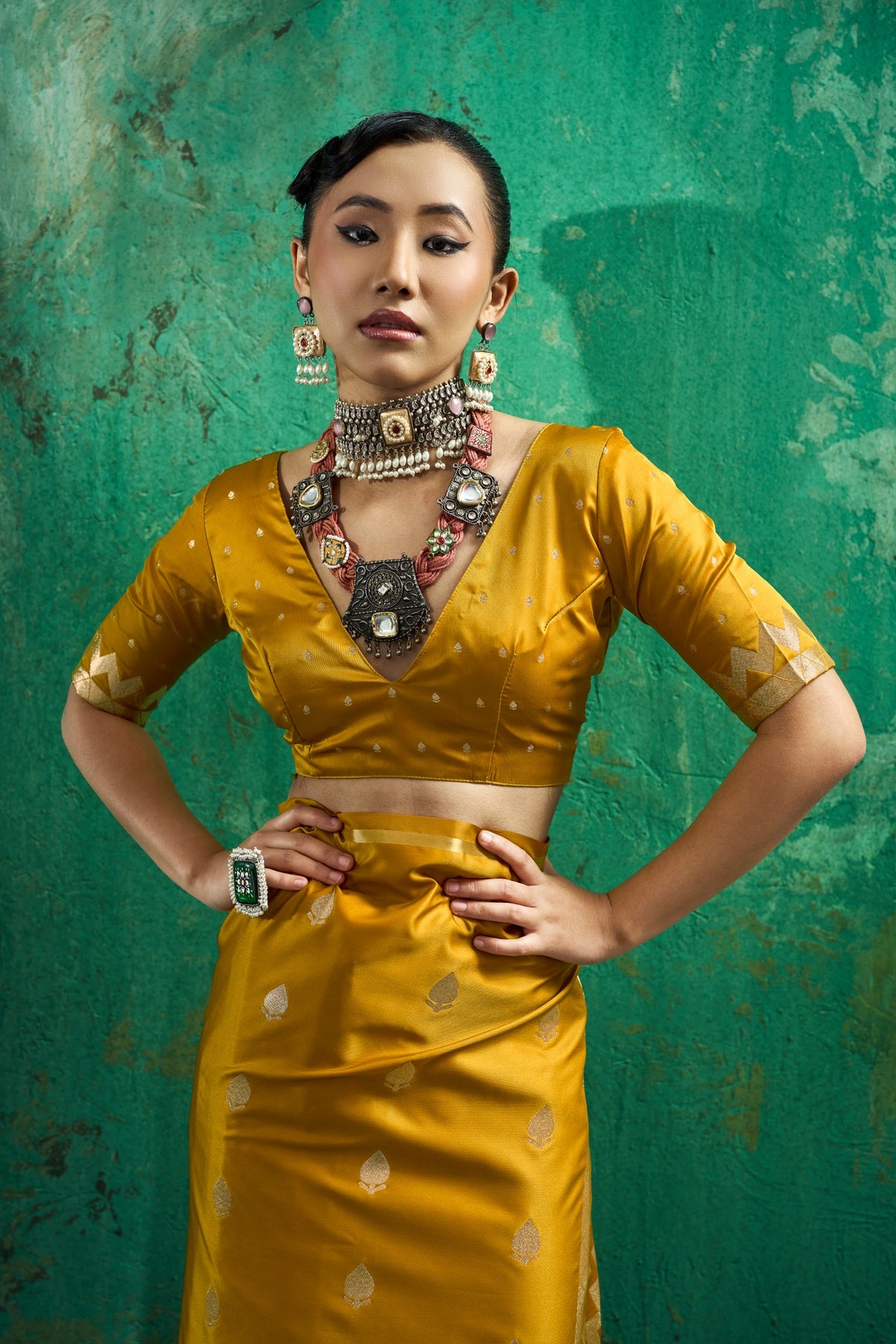 Peachmode Mustard Satin Handloom Woven Saree - Image 3