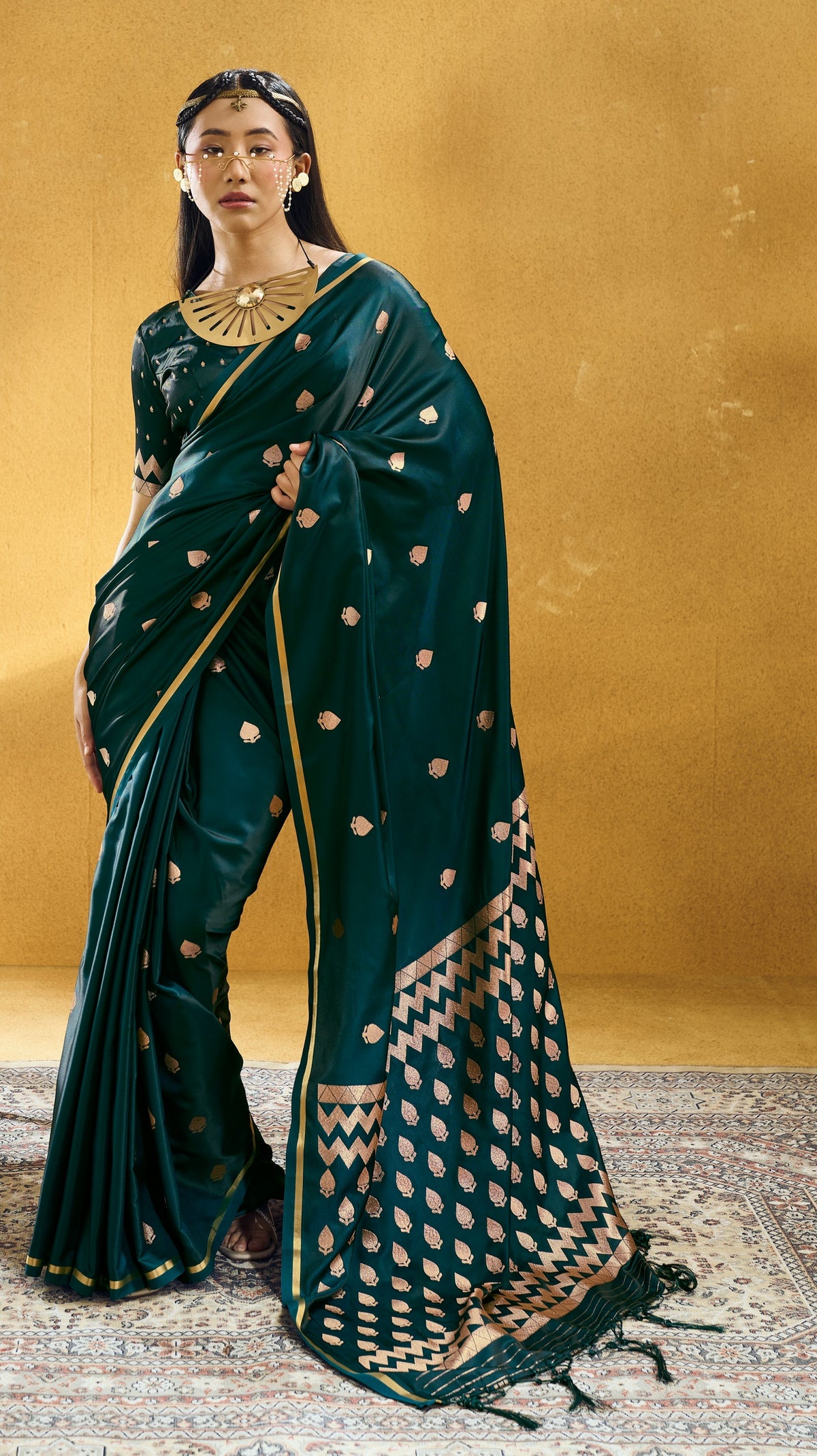 Peachmode Green Satin Handloom Woven Saree - Image 1