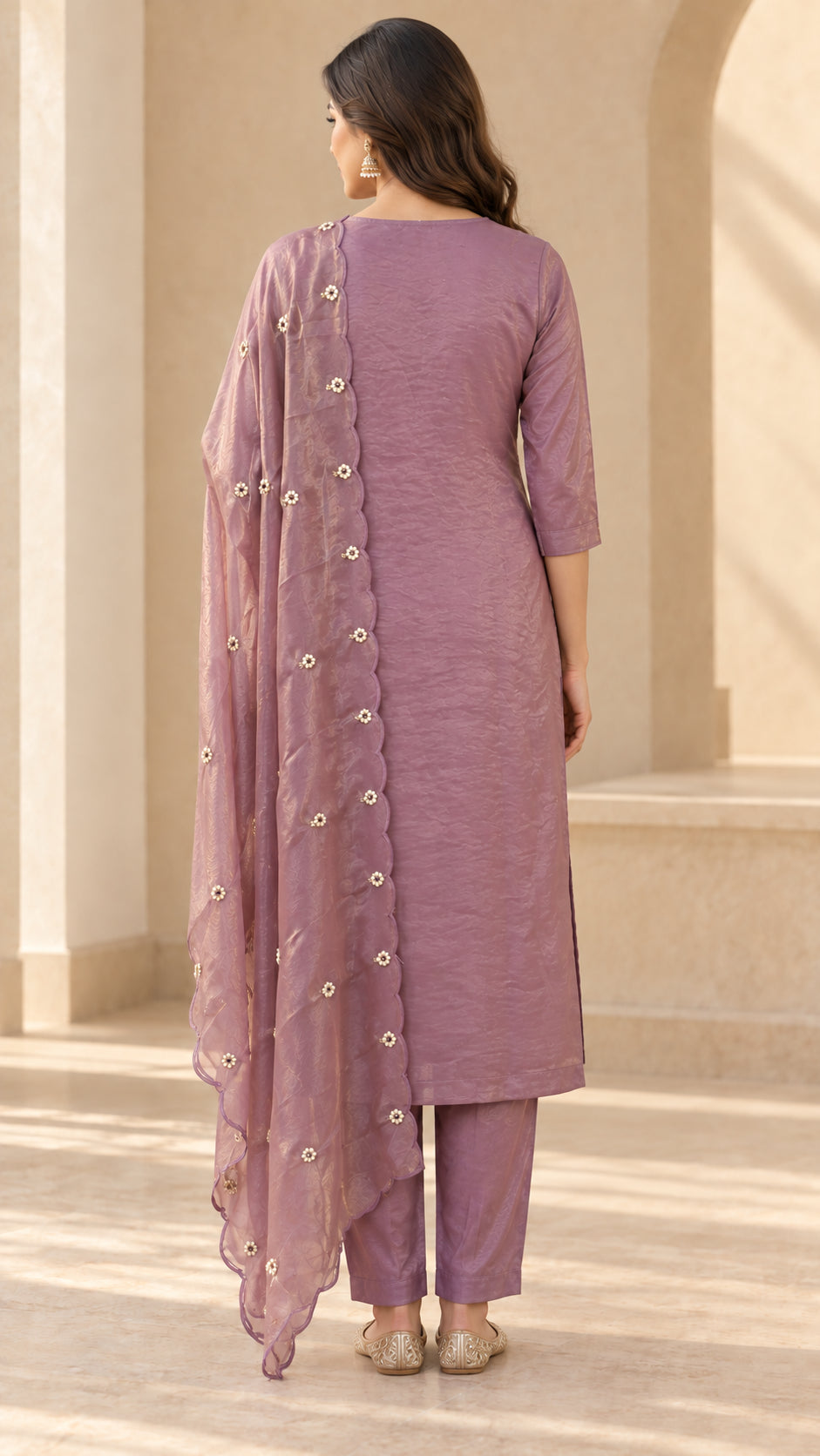 Peachmode Mauve Silk Blend Gold Embroidered Salwar Suit - Image 4