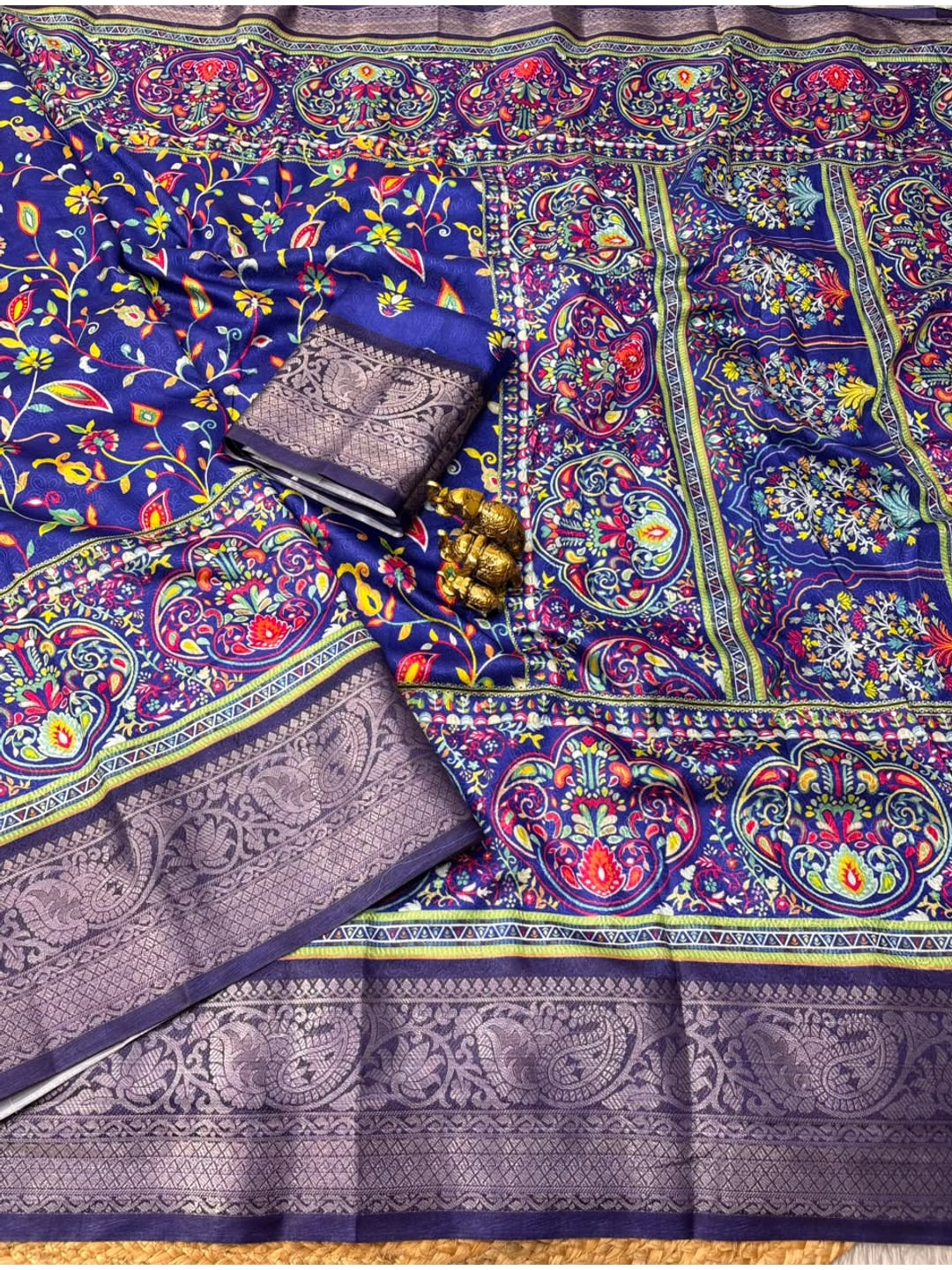 Peachmode Blue Floral Digital Print Dola Silk Saree With Jacquard Border - Image 4