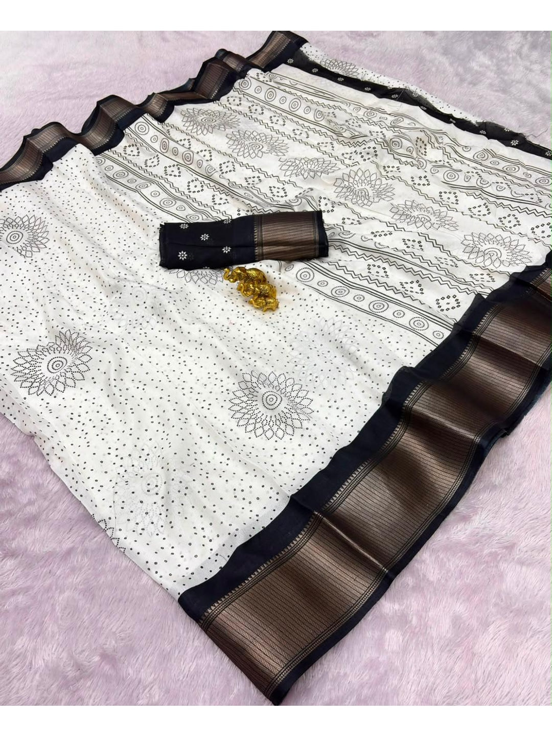 Peachmode White Mandala Dot Printed Dola Silk Saree With Black Zari Border - Image 4