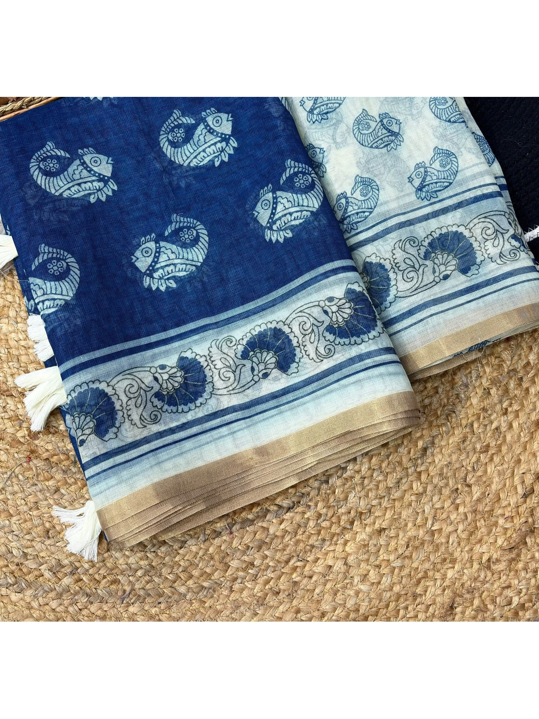 Peachmode Blue Animal Print Linen Cotton Saree - Image 4