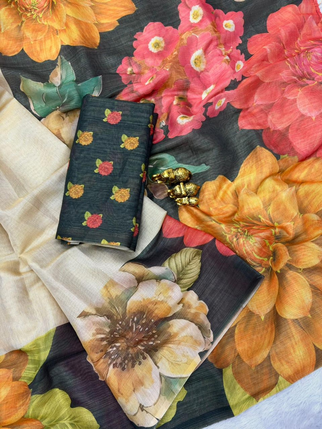 Peachmode Multicolor Floral Digital Printed Erod Silk Saree - Image 5