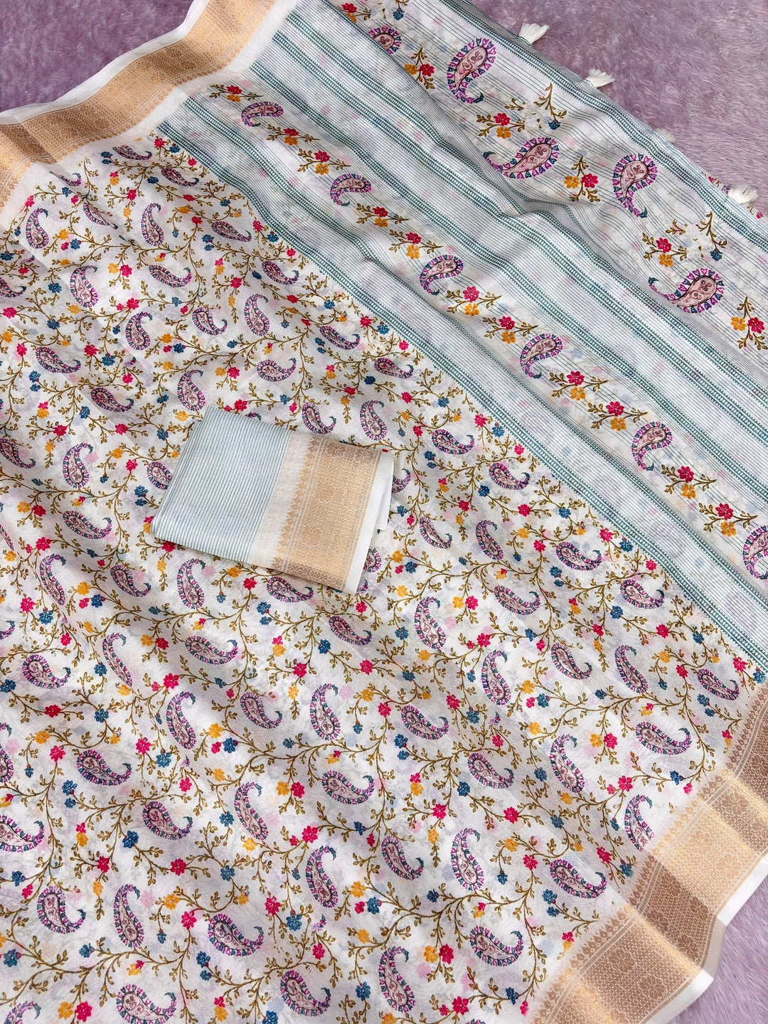 Peachmode Offwhite Dola Silk Position Digital Print Saree - Image 3