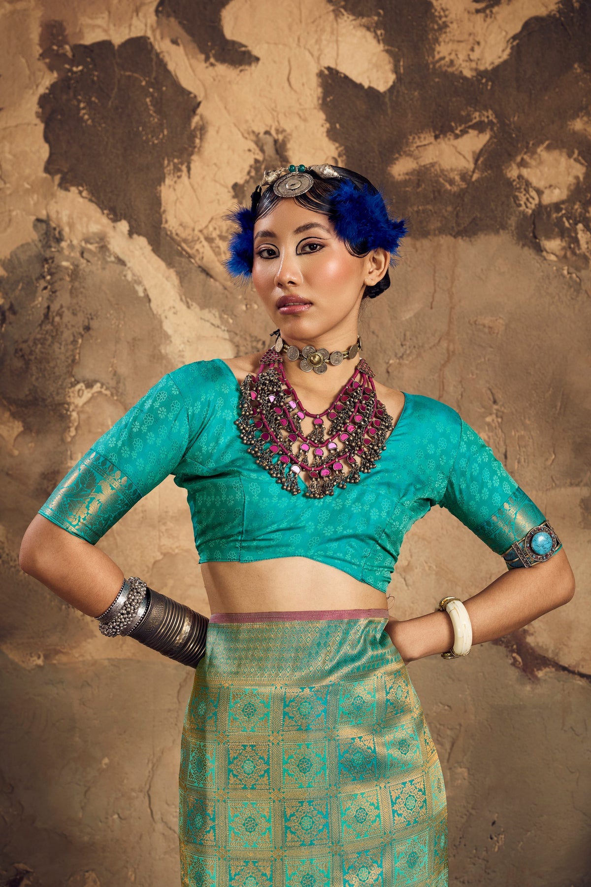Peachmode Teal Handloom Silk Woven Saree - Image 3