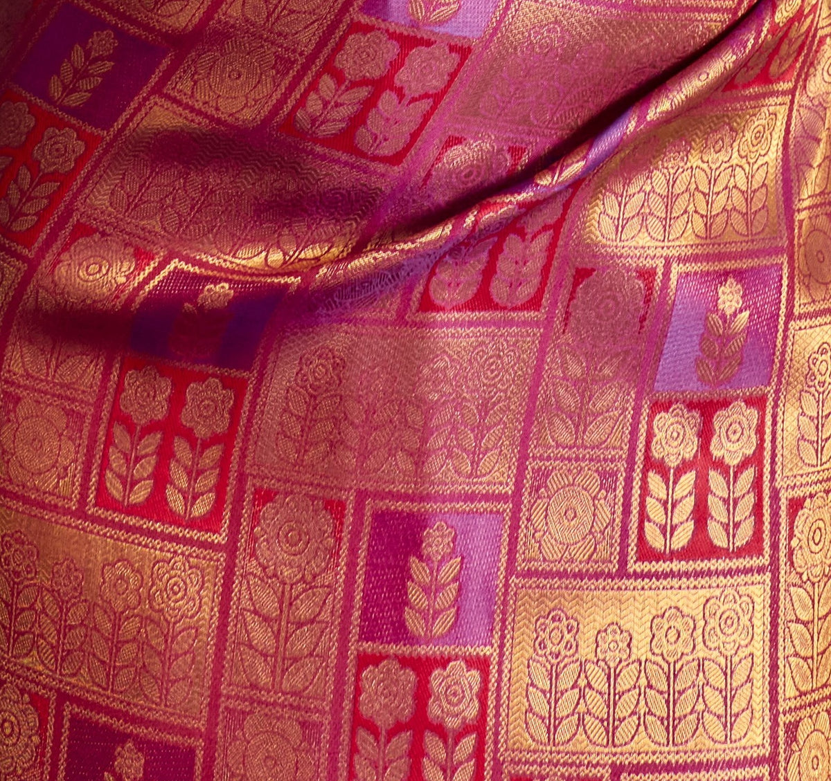 Peachmode Pink Handloom Silk Woven Saree - Image 5