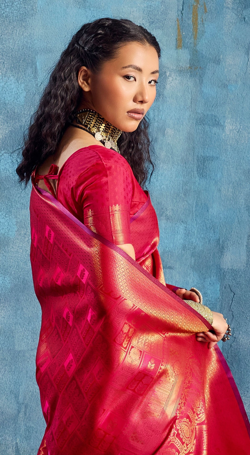 Peachmode Red Handloom Silk Woven Saree - Image 2