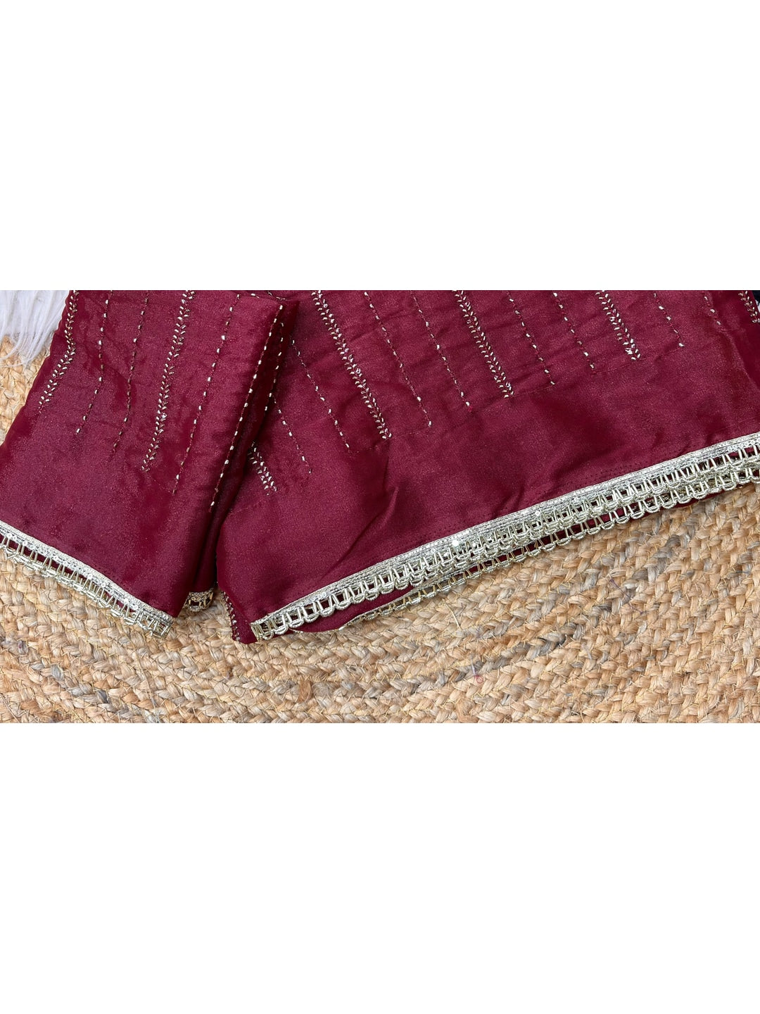 Peachmode Maroon Beads Work Star Georgette Saree - Image 4